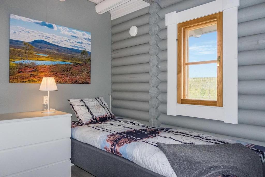 Kieppi, open your door and enjoy the wilderness view 5