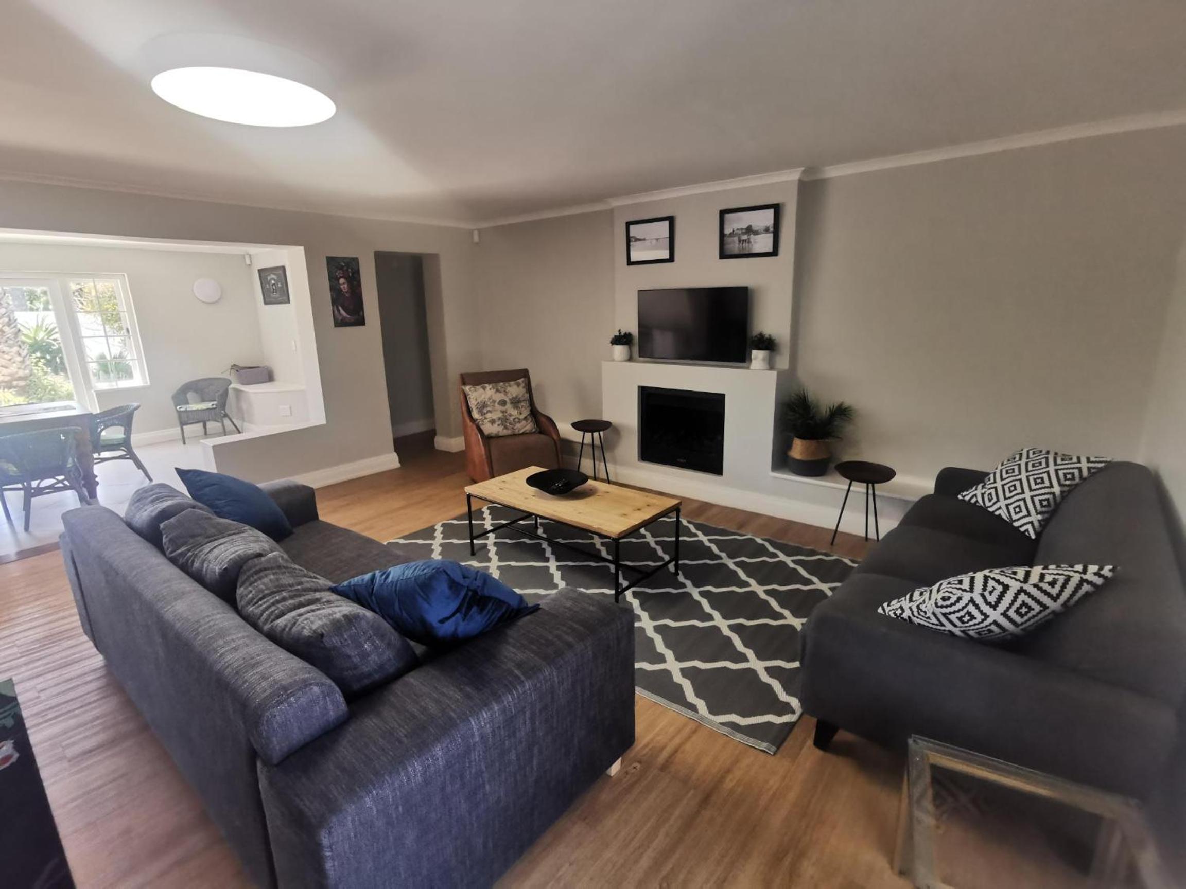 Luxury Canal Home in St Francis Bay