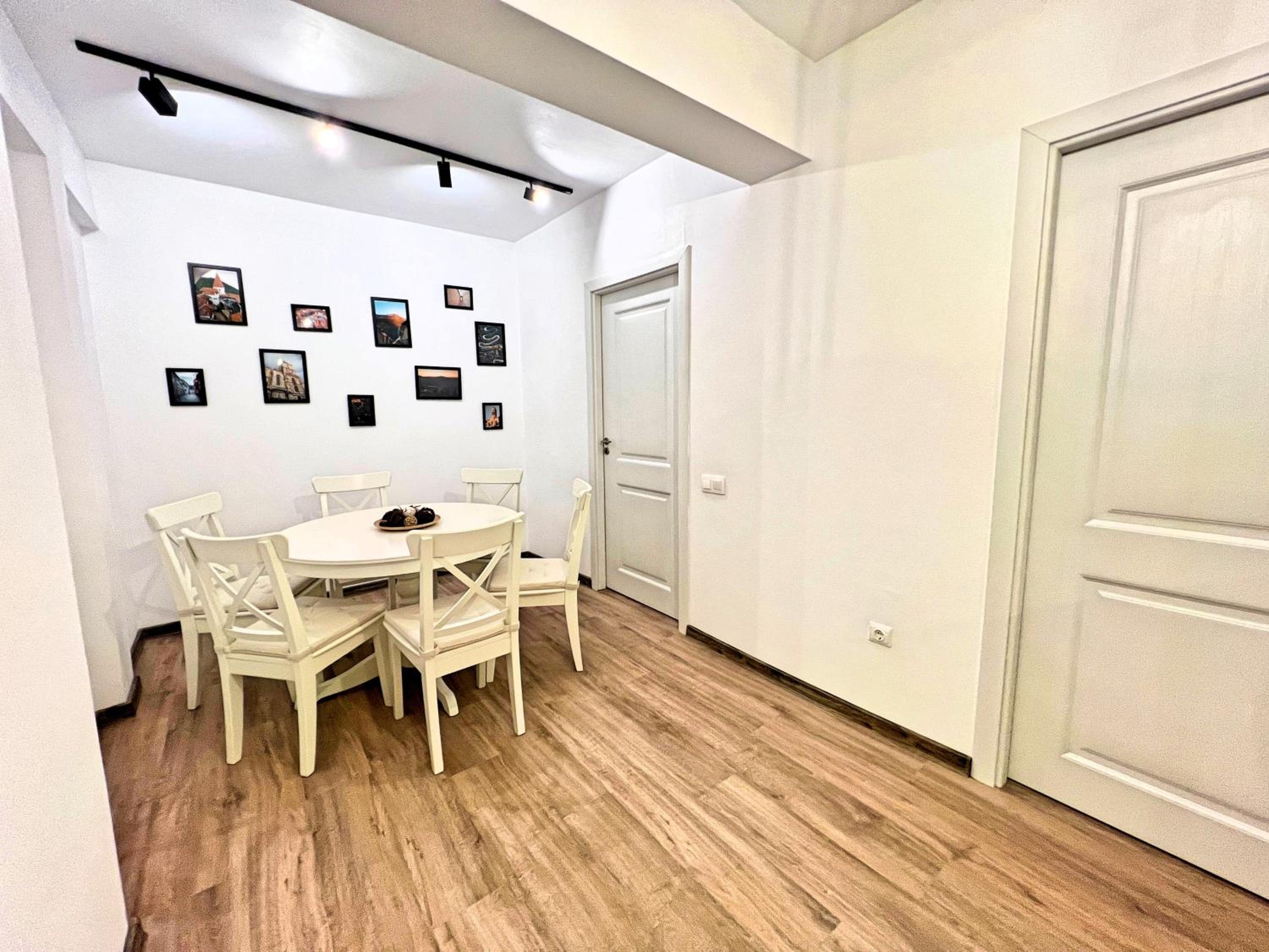 Peak Apartments