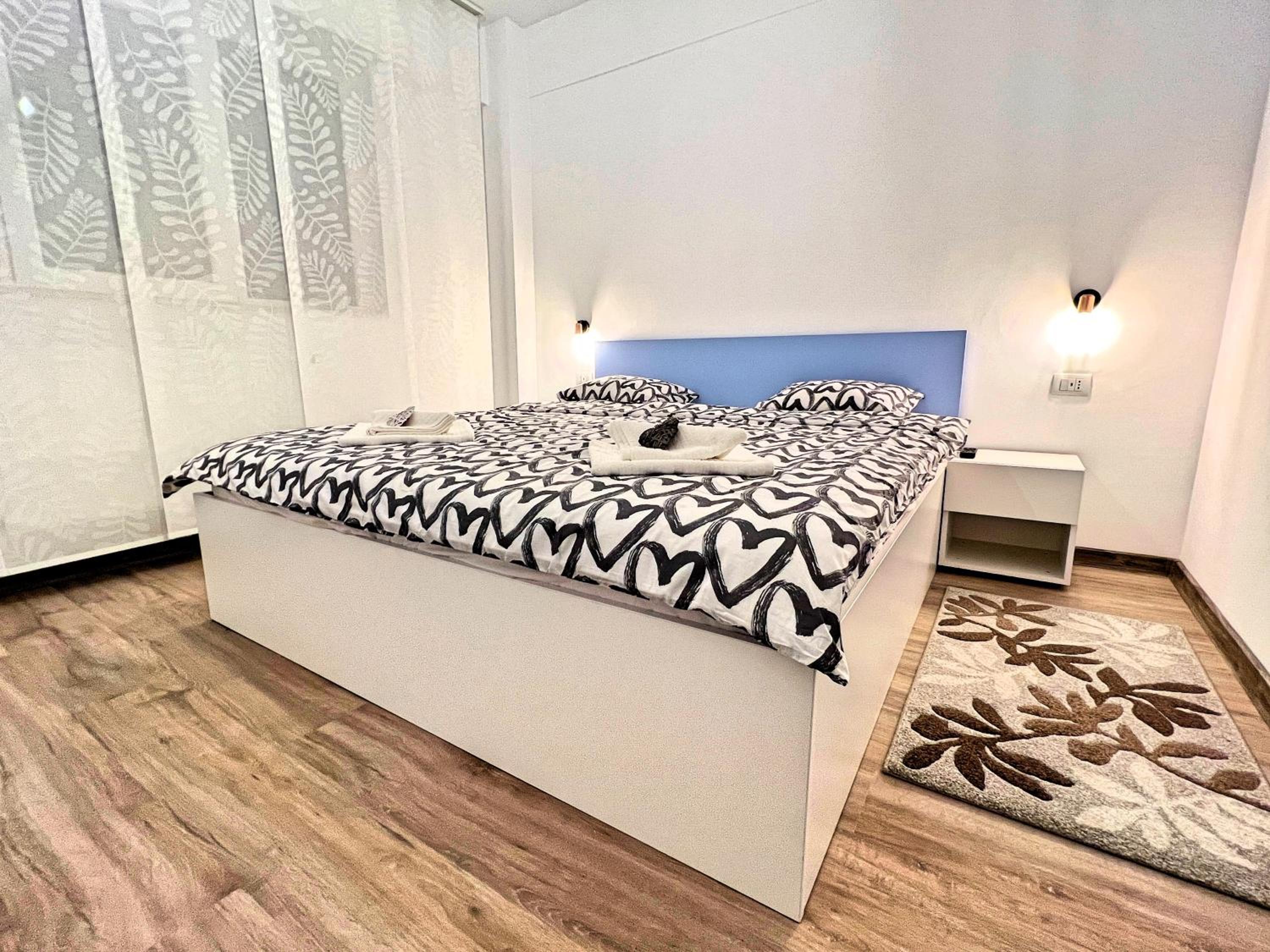 Peak Apartments