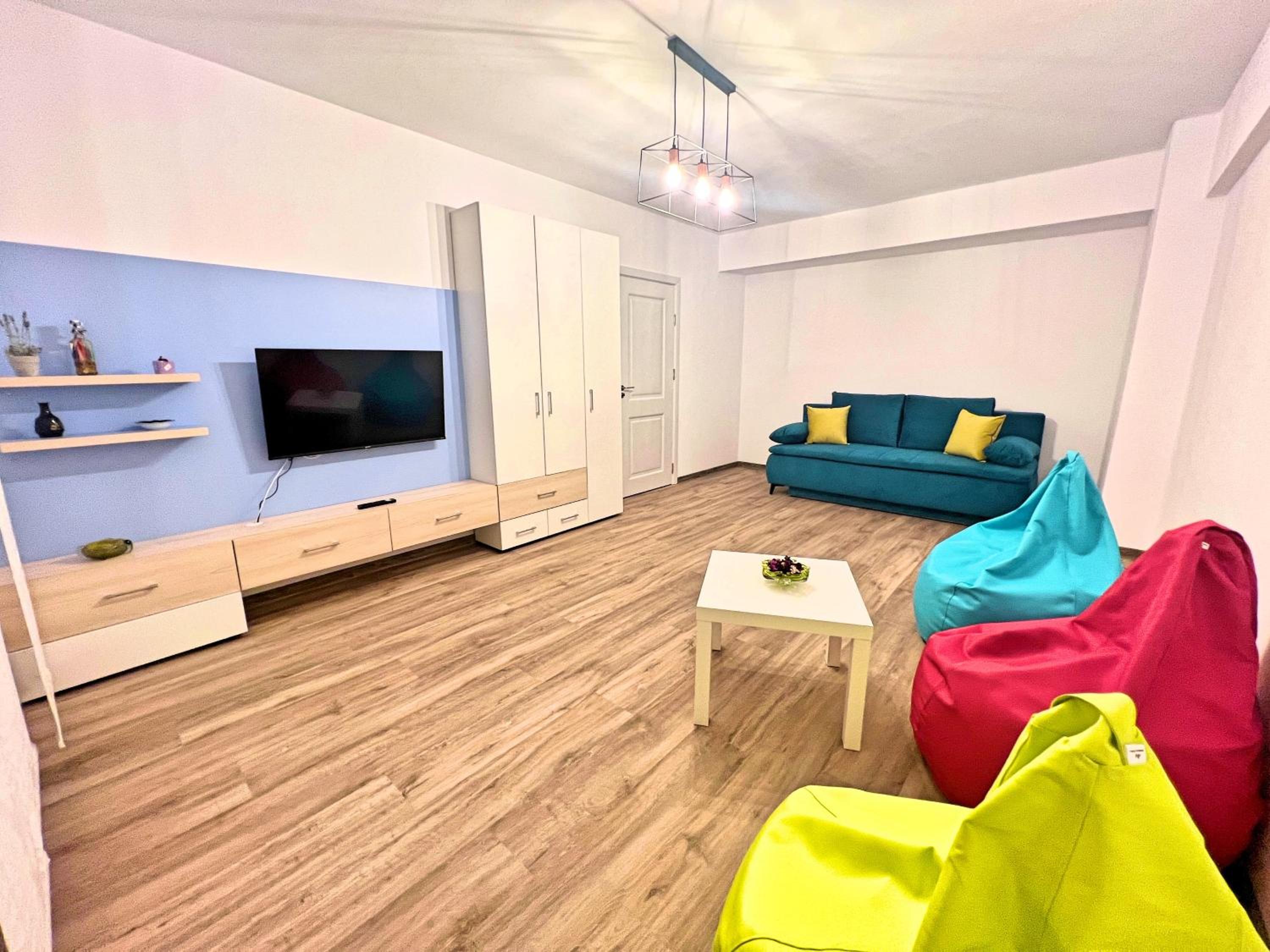 Peak Apartments