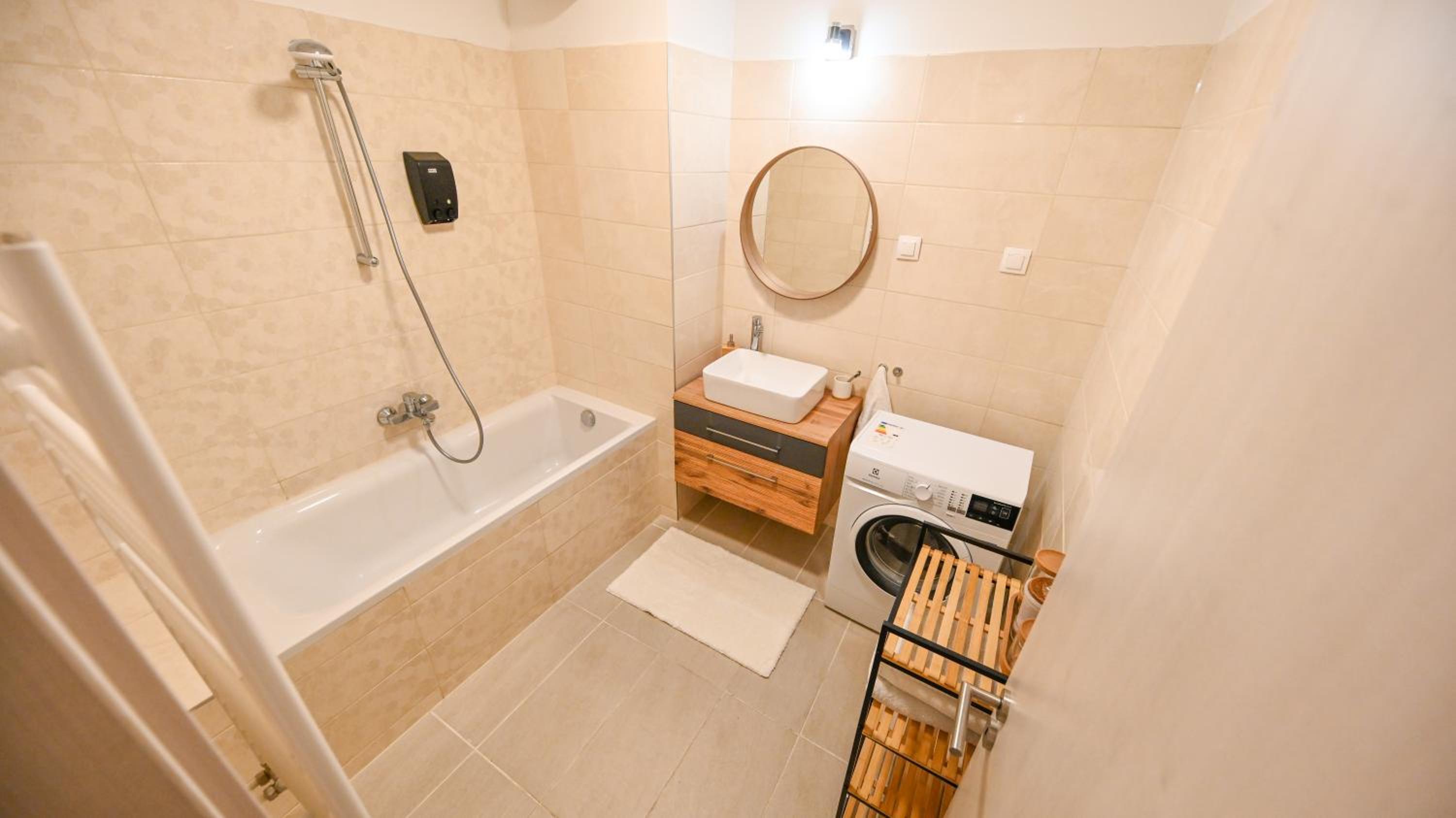 West Park Residence Apartment Budapest view 3
