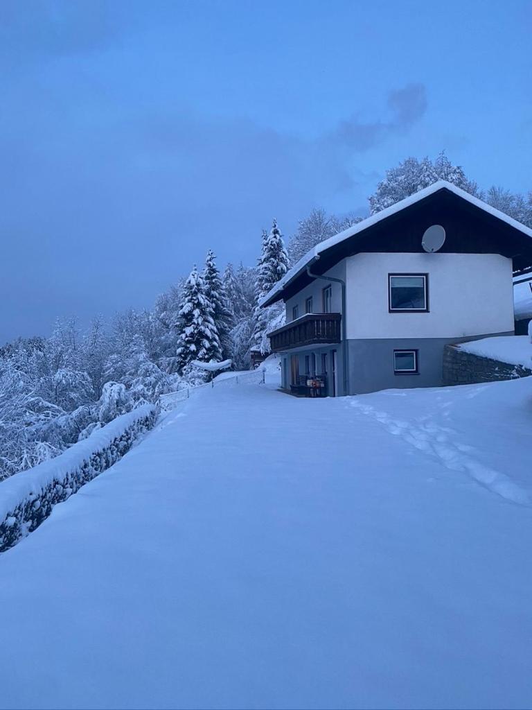 Nocky Mountains Lodge and Apartment