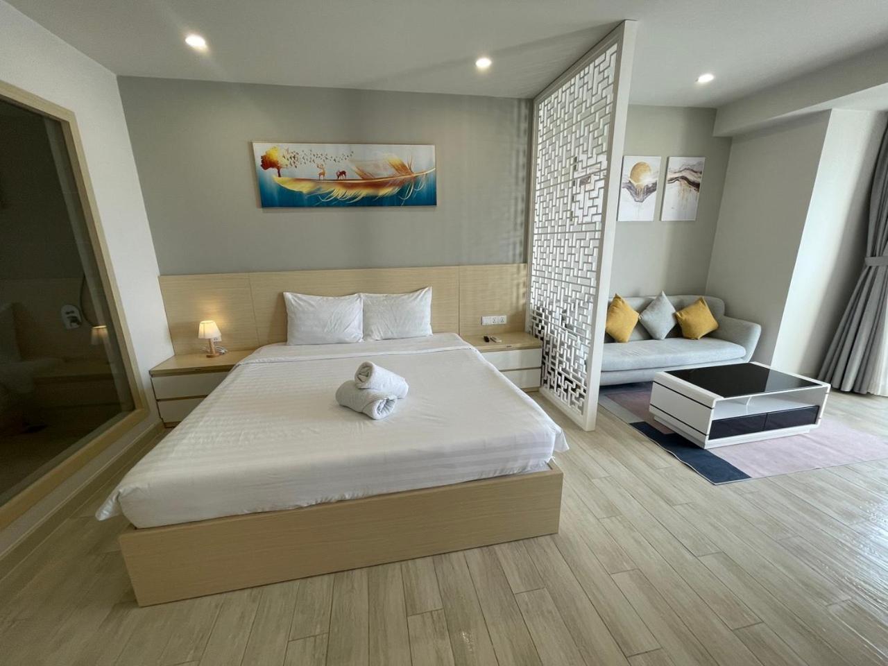 Gold Coast Luxury Beachfront