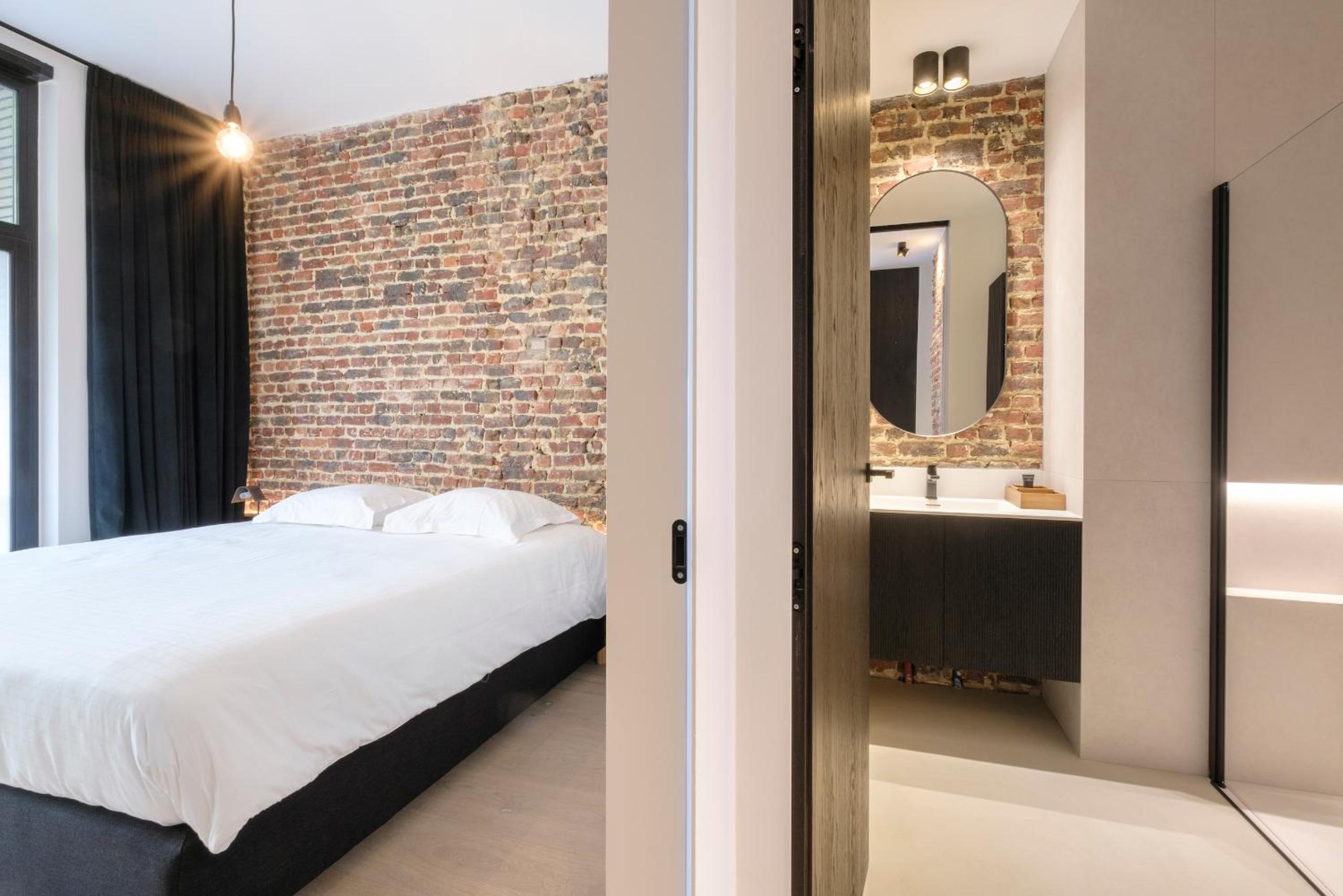 BRICKLANE FLATS