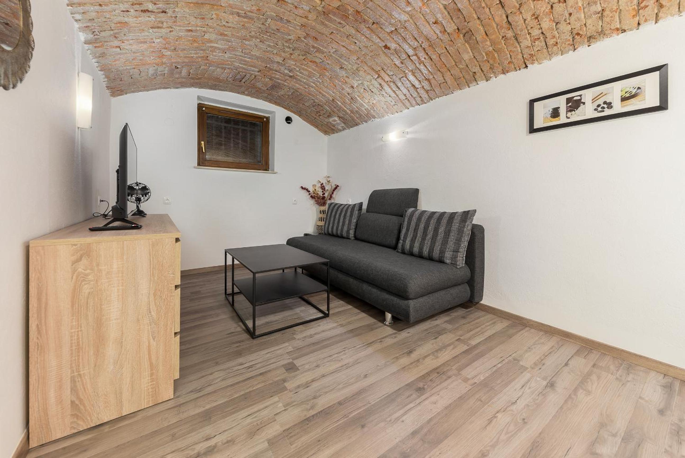Apartment Gong