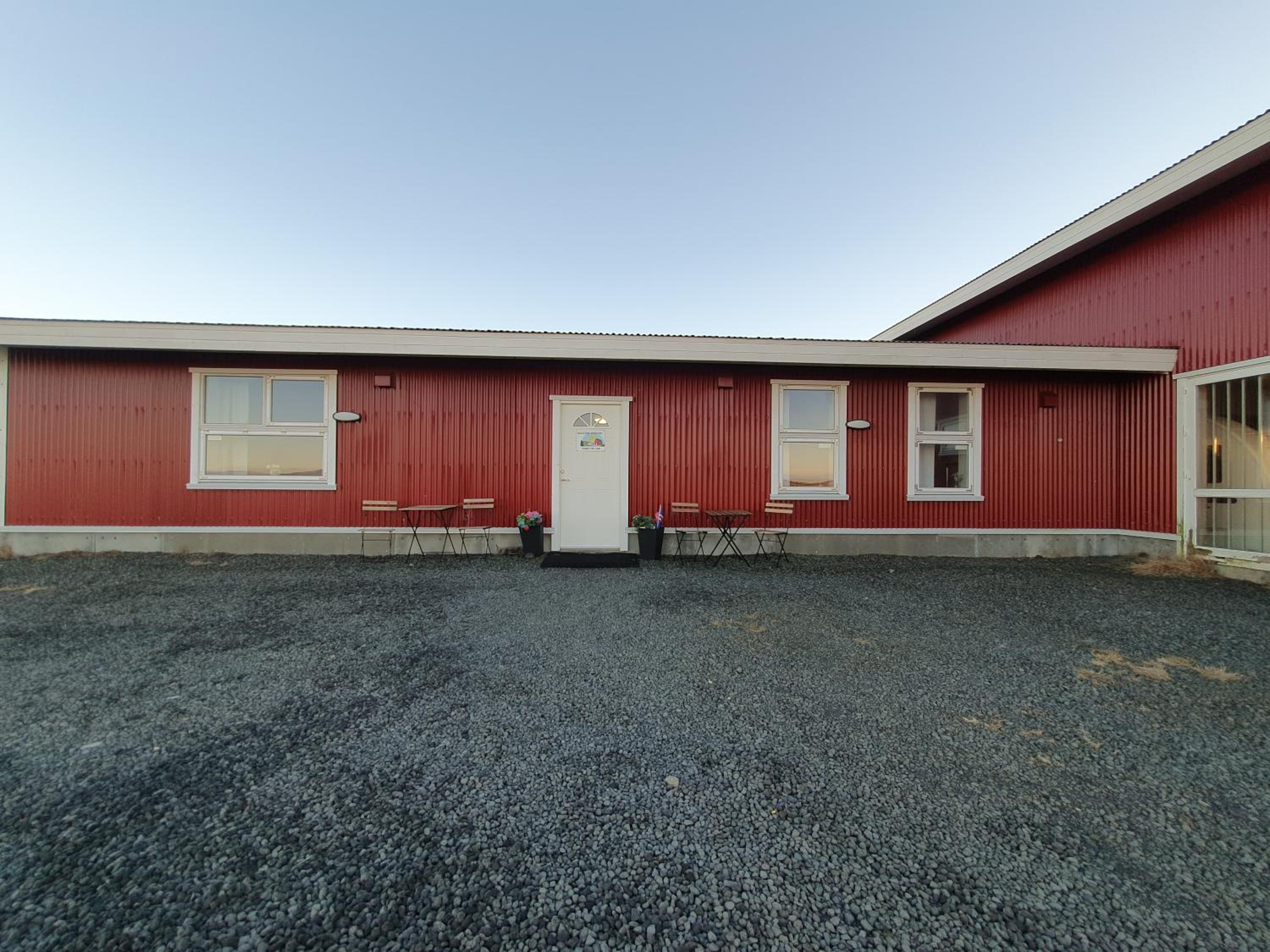 Skálatjörn Guesthouse
