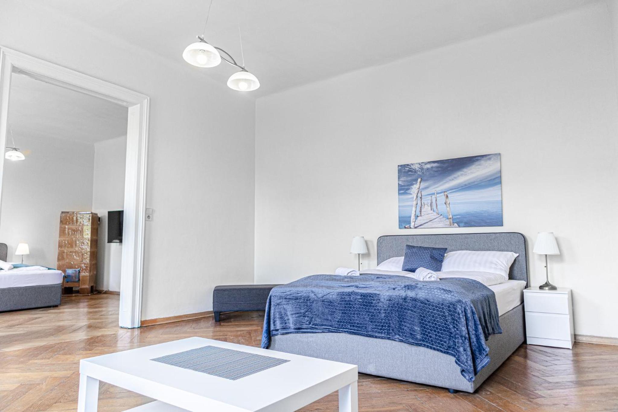 4 Great Apartment Near AKH - Ideal for Groups of 19