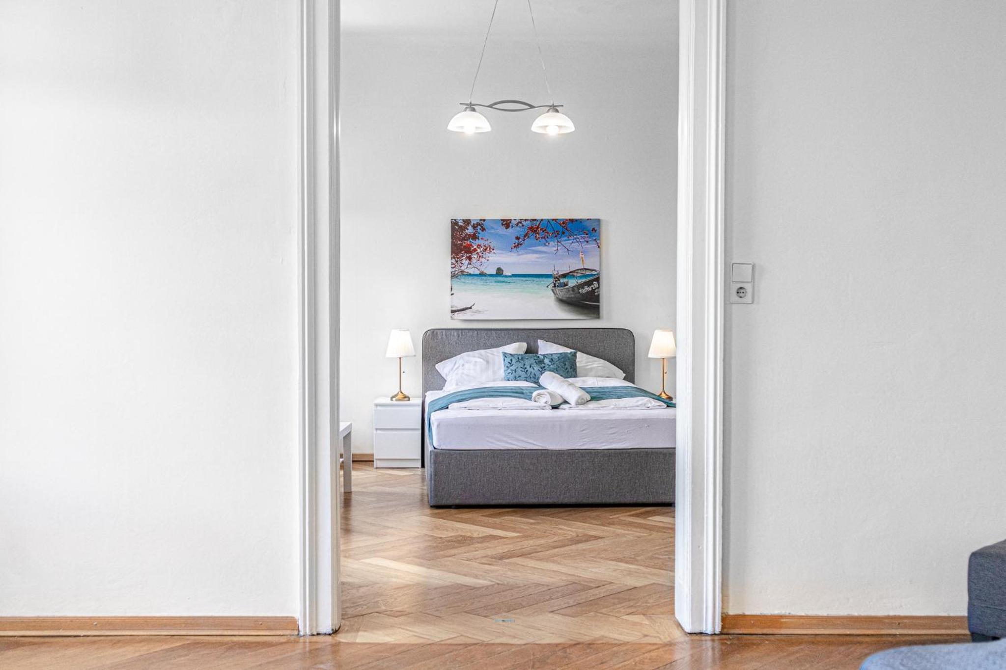 4 Great Apartment Near AKH - Ideal for Groups of 19