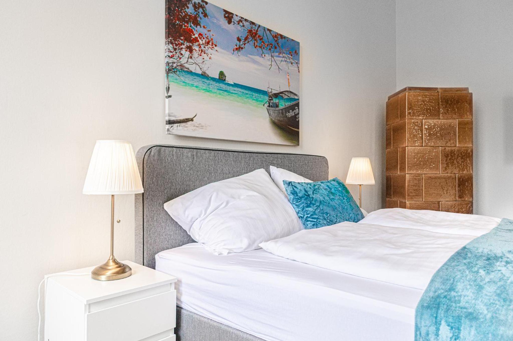 4 Great Apartment Near AKH - Ideal for Groups of 19
