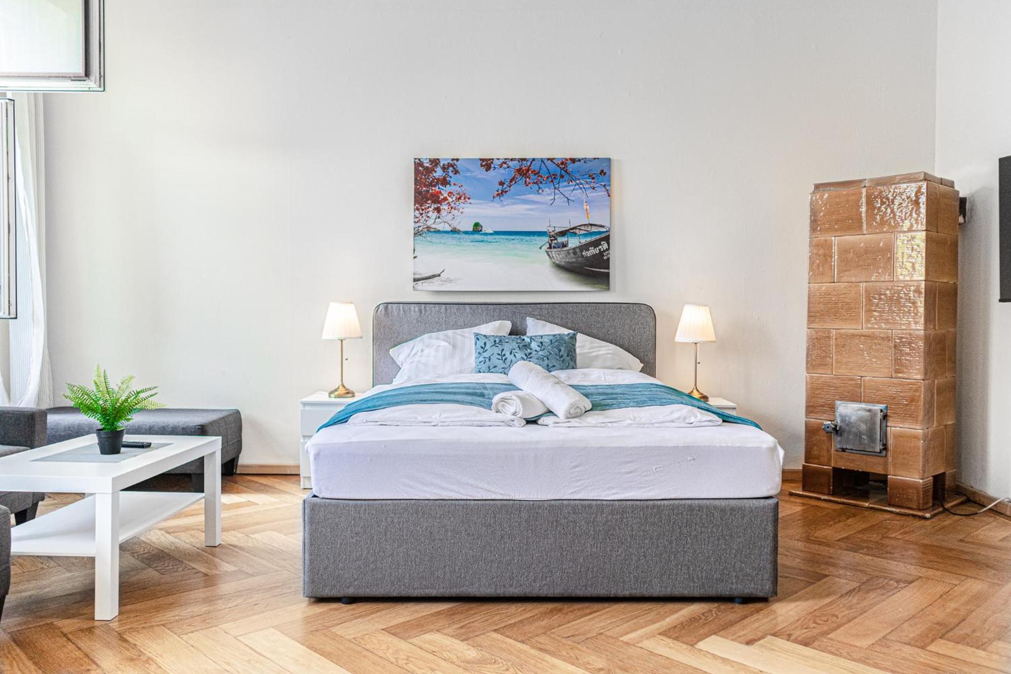 4 Great Apartment Near AKH - Ideal for Groups of 19