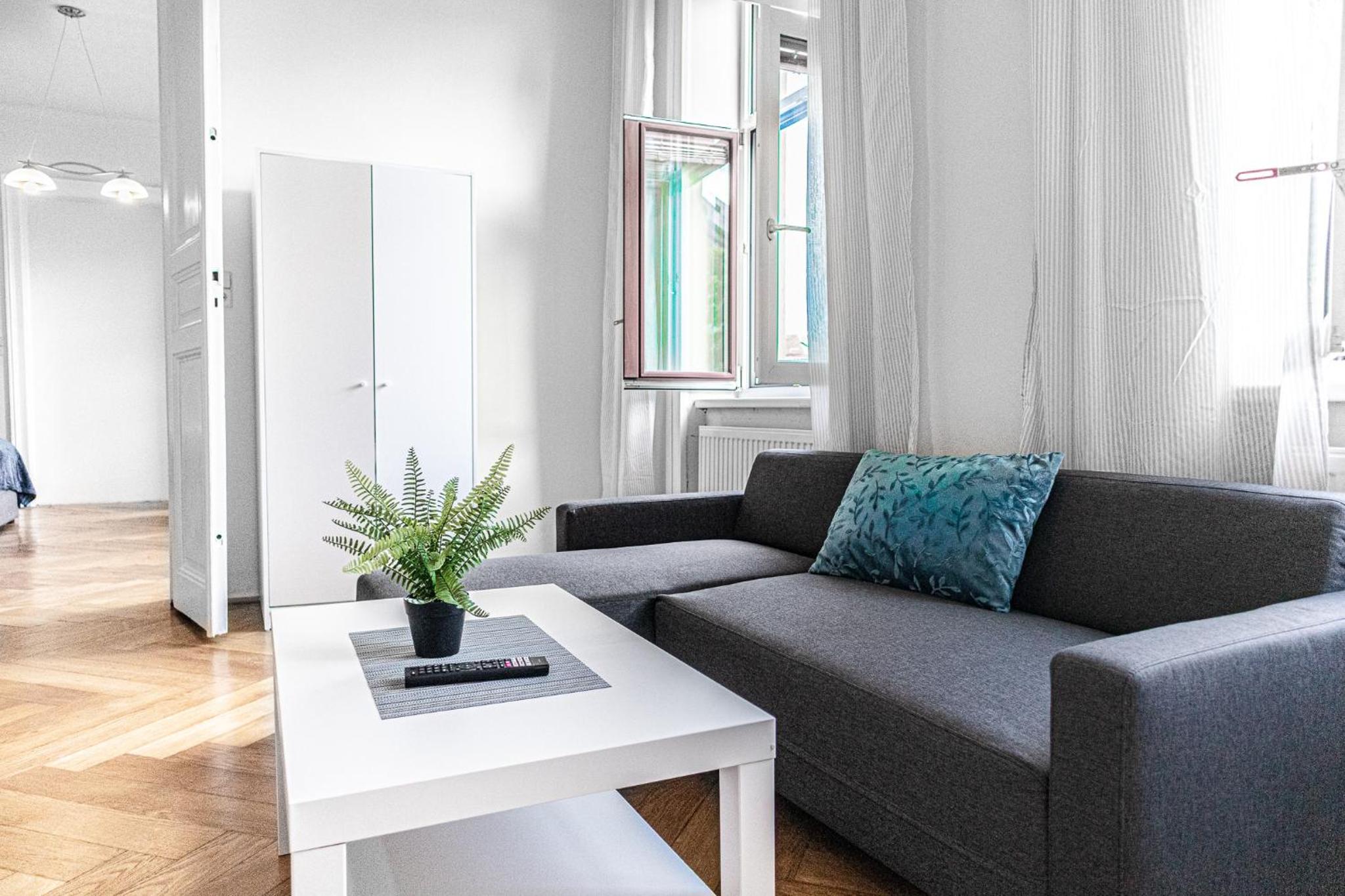 4 Great Apartment Near AKH - Ideal for Groups of 19