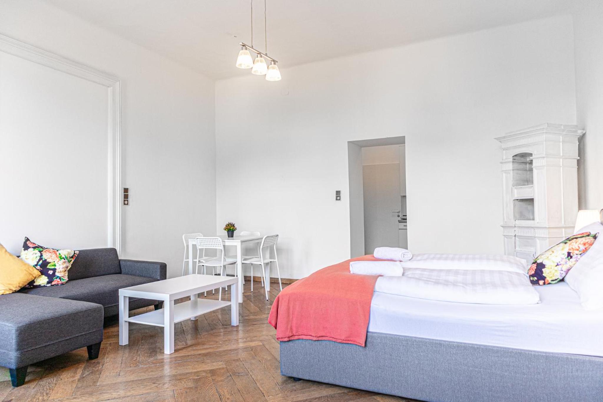 4 Great Apartment Near AKH - Ideal for Groups of 19
