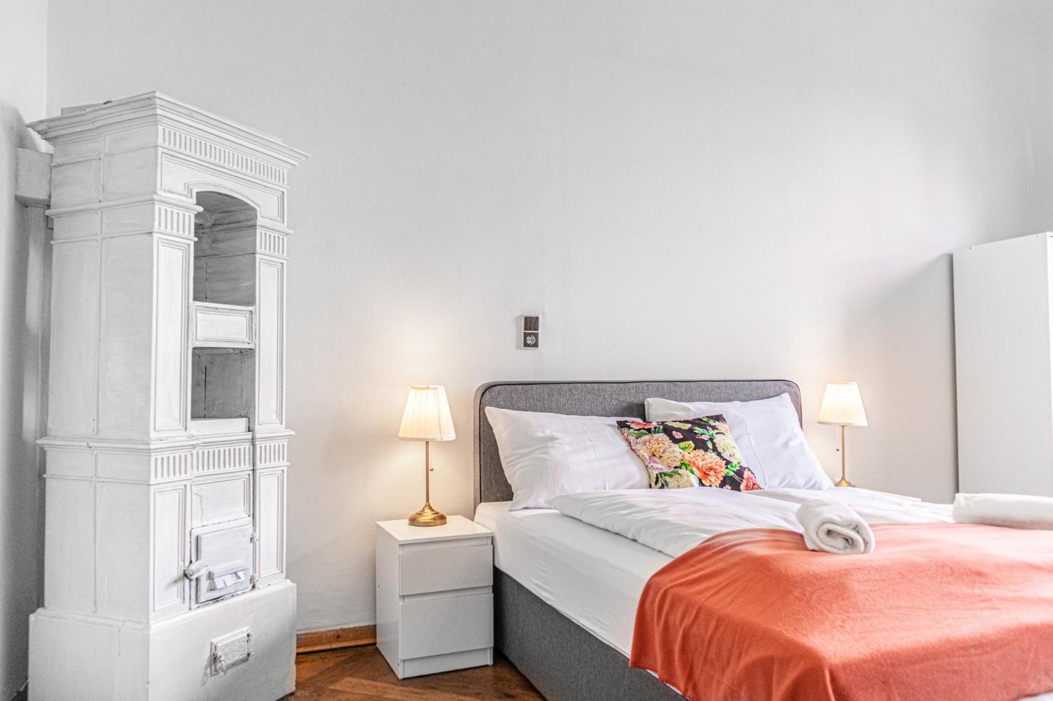 4 Great Apartment Near AKH - Ideal for Groups of 19