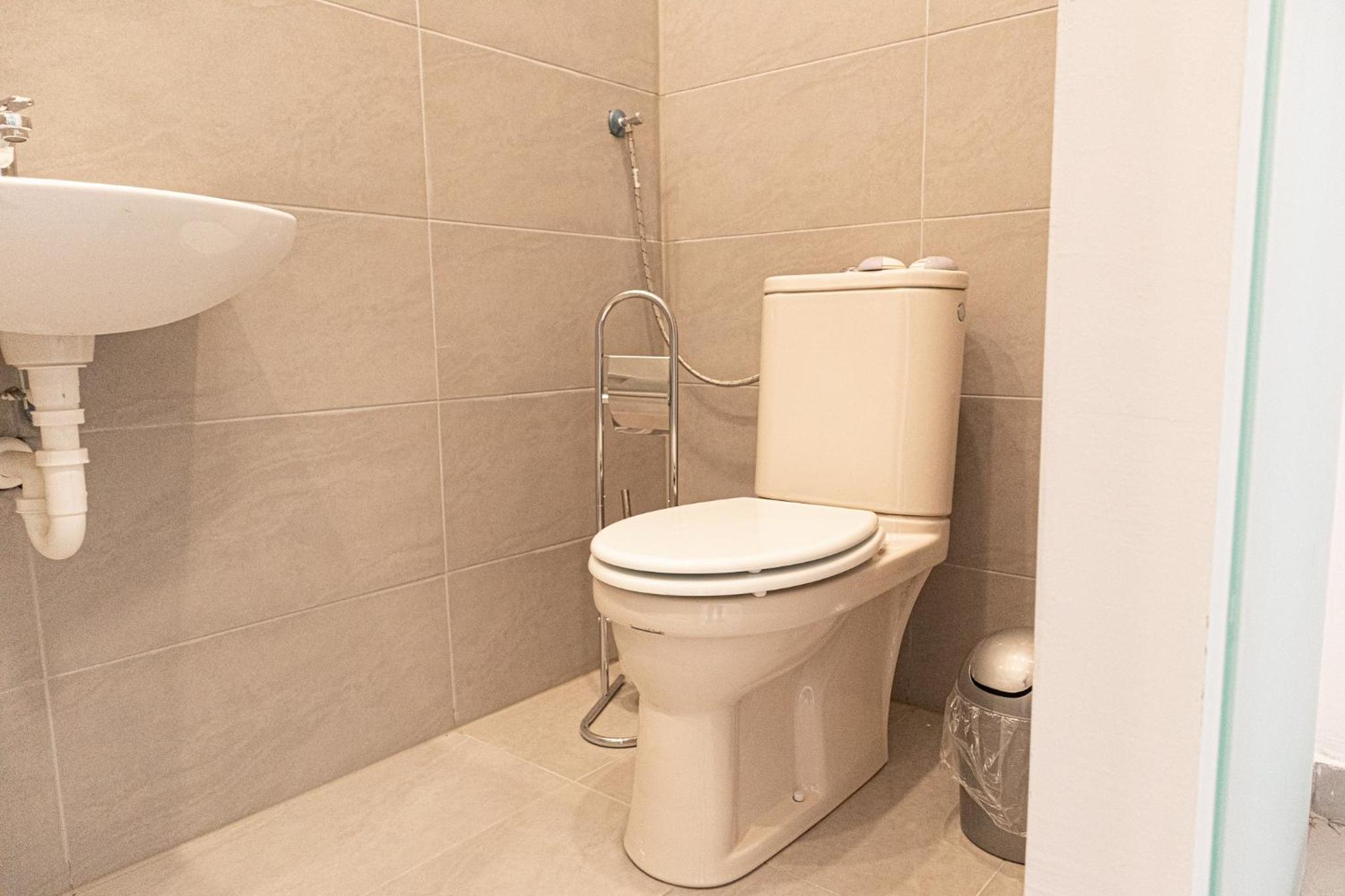 4 Great Apartment Near AKH - Ideal for Groups of 19