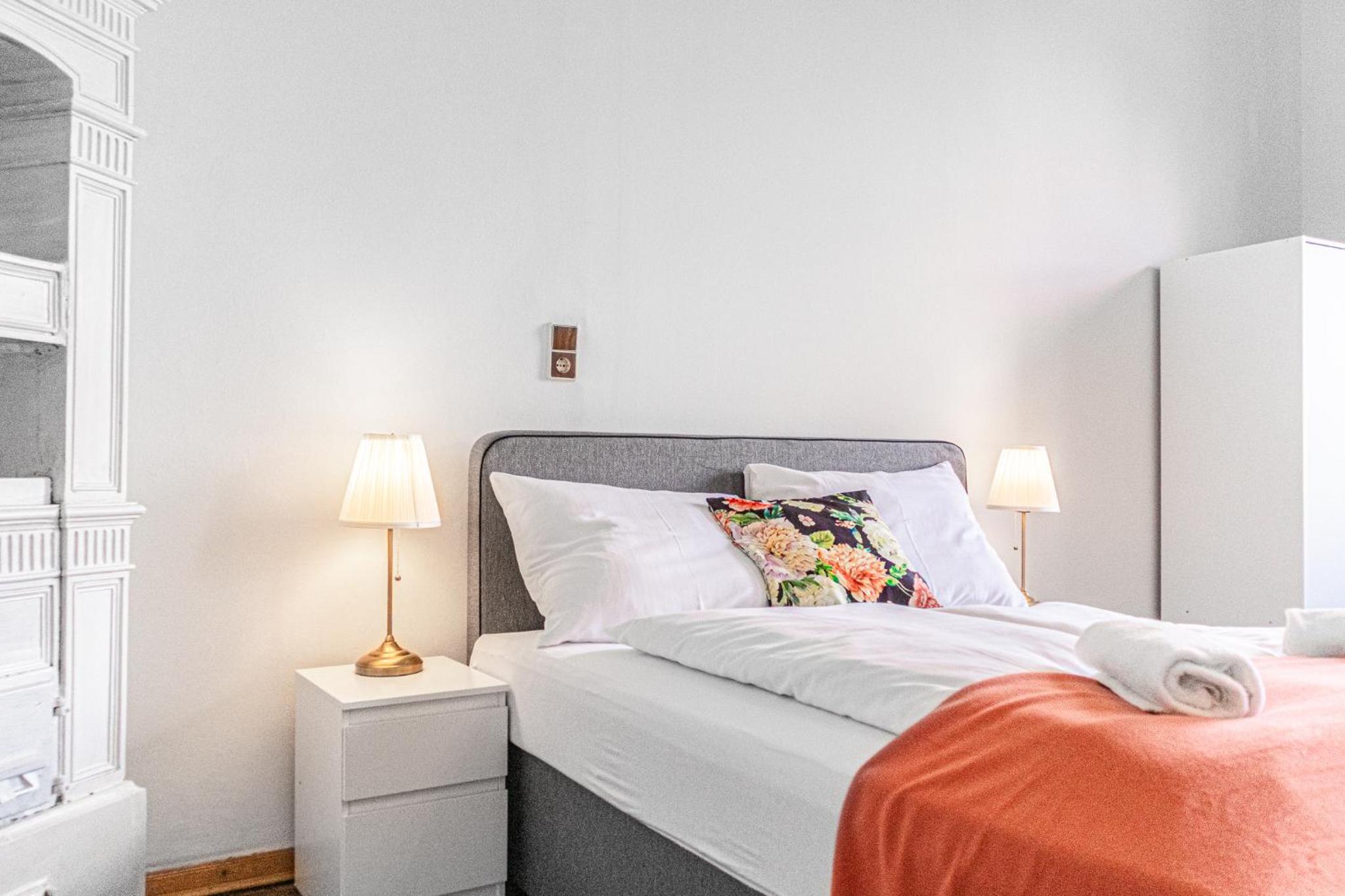 4 Great Apartment Near AKH - Ideal for Groups of 19