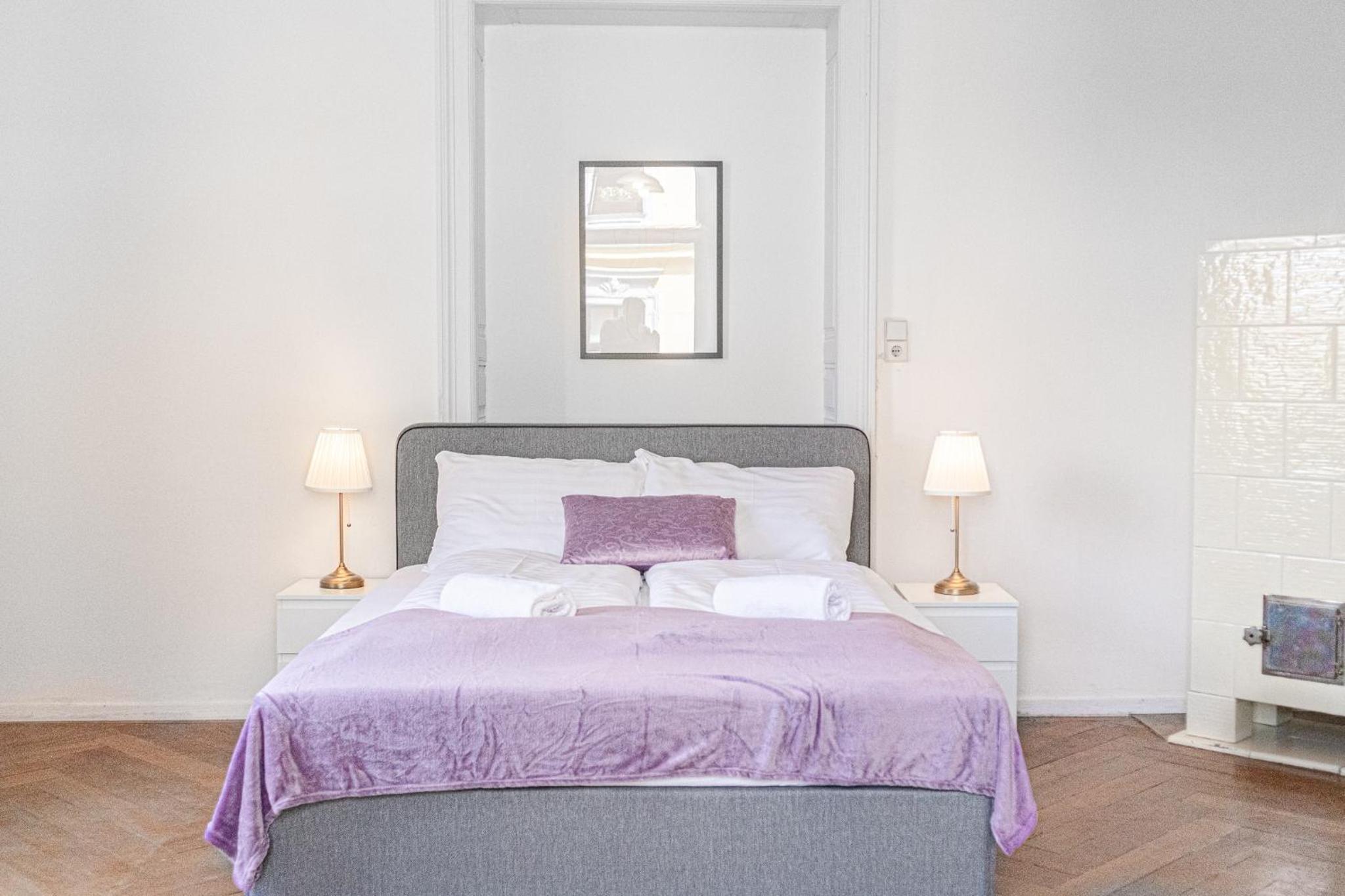 4 Great Apartment Near AKH - Ideal for Groups of 19