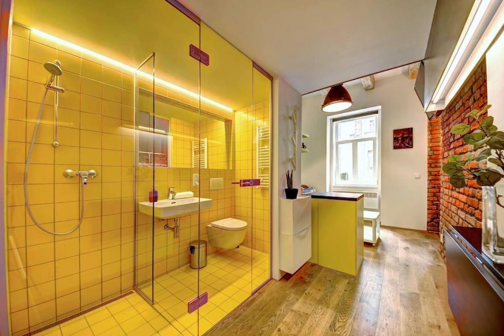 Central studio - Anděl
