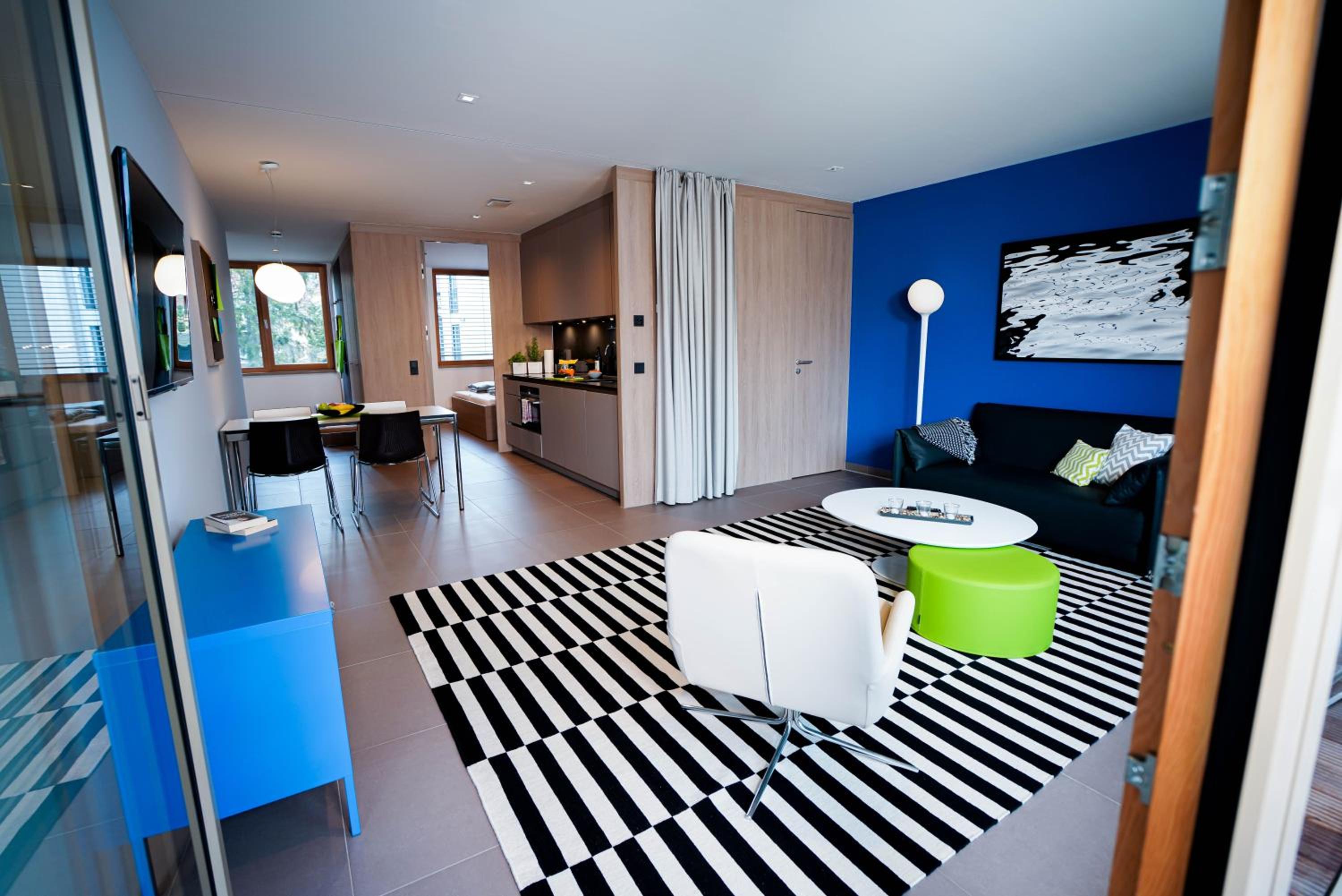 Max Lodging Serviced Apartments