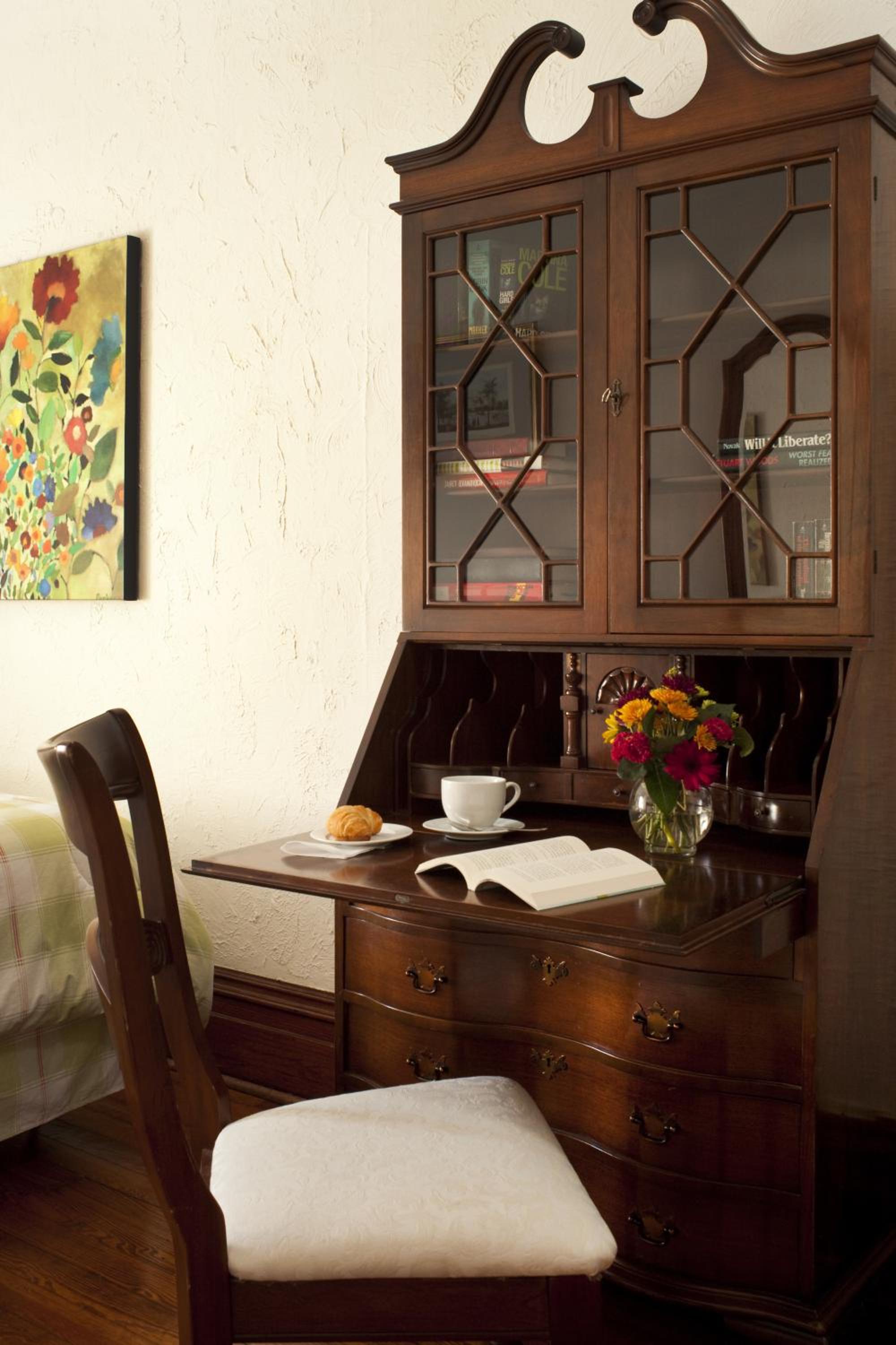 American Guest House, a Washington DC Bed and Breakfast view 4