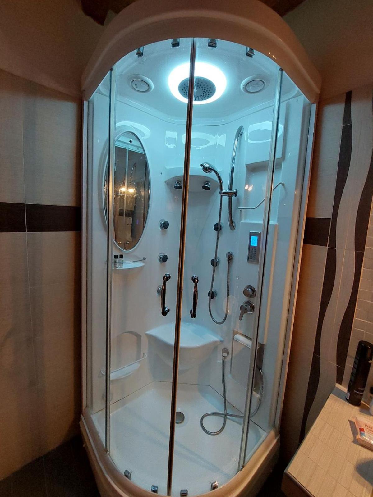 Anesis Suites