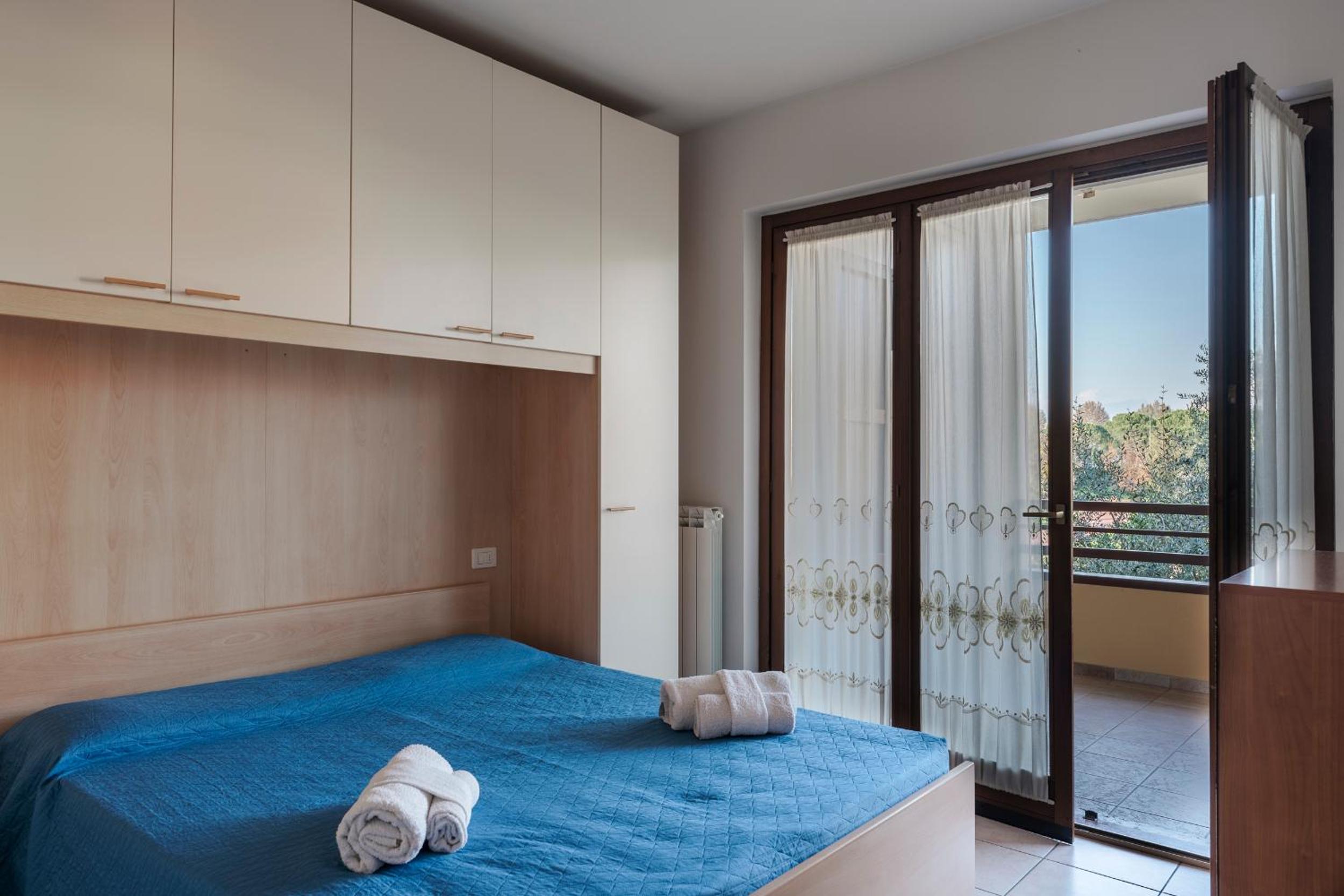 Sunflower Apartment - trilocale con piscina, terrazza e wifi view 5