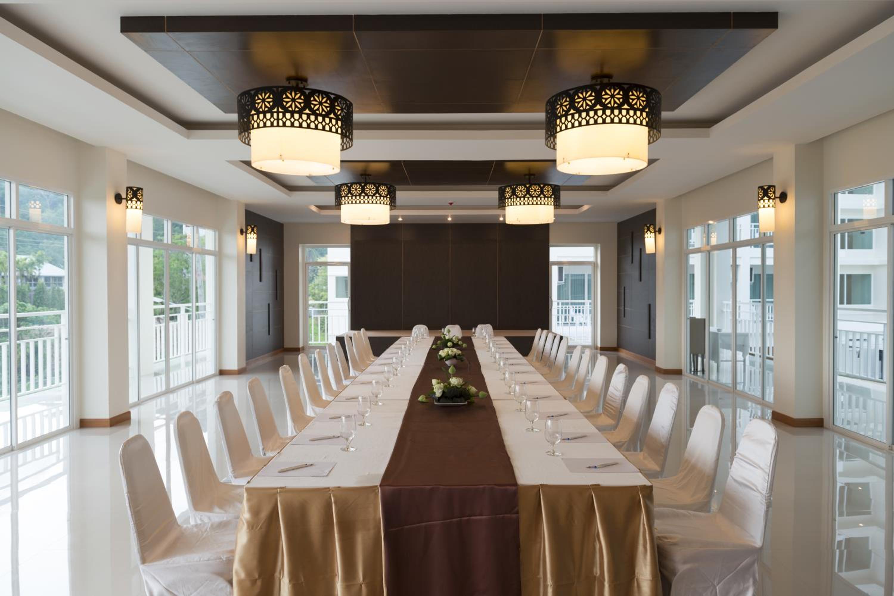 meeting & event spaces