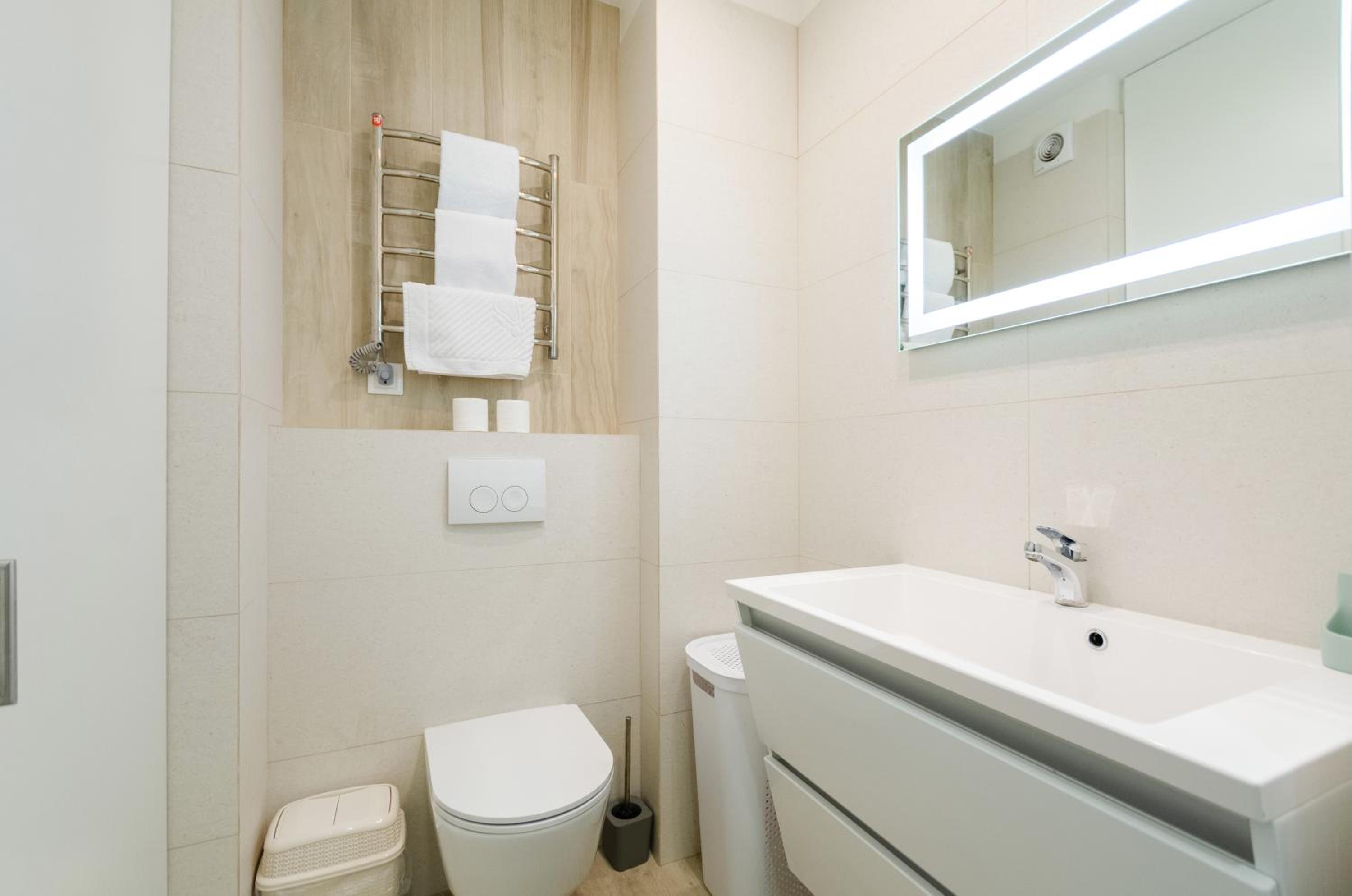 13-109 in RC Kvartet, 16Г Vasyl Lypkivskyi Street,Petrovdom Apartments