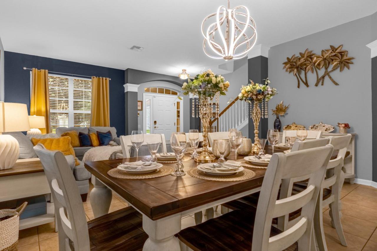 Windsor Hills Villa w pool near Disney