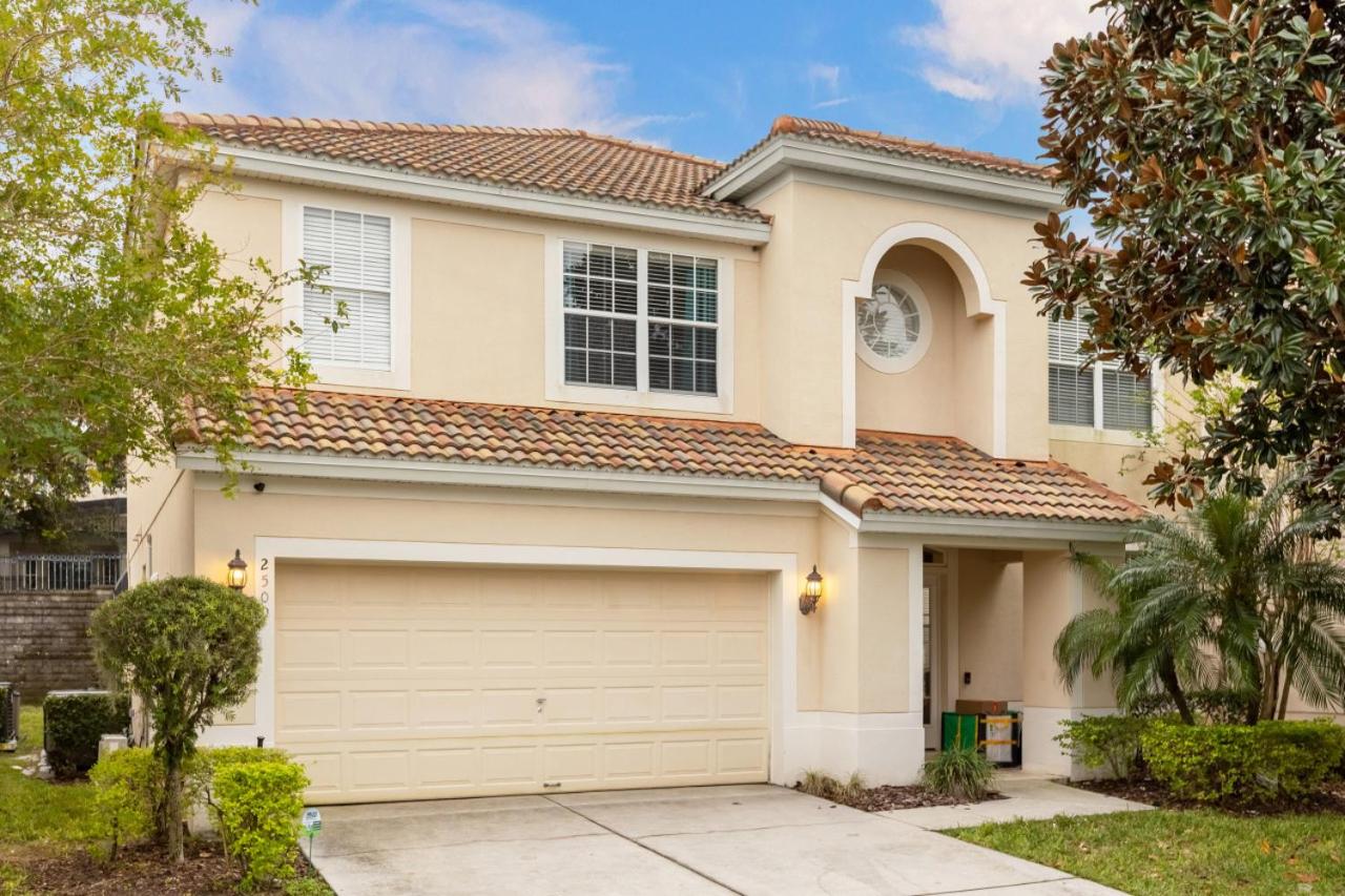 Windsor Hills Villa w pool near Disney