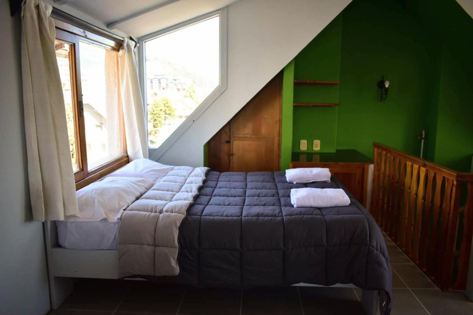 Cinerama Hostel