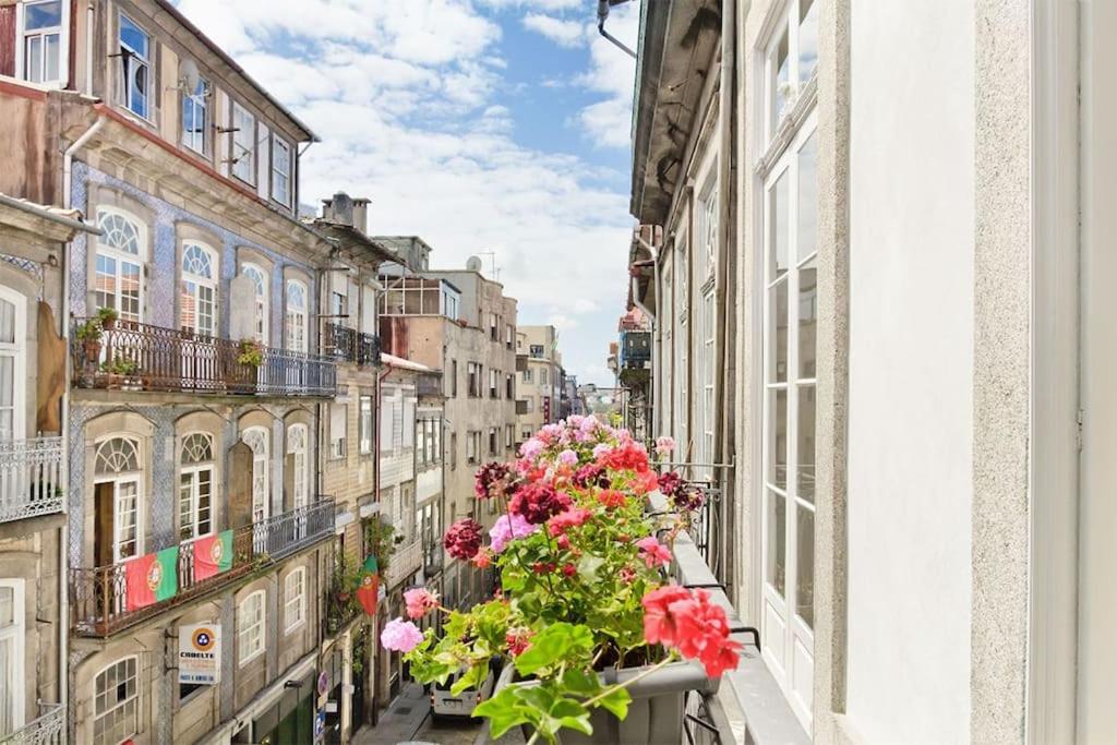 Almada Glamorous & Chic Oporto Downtown view 3