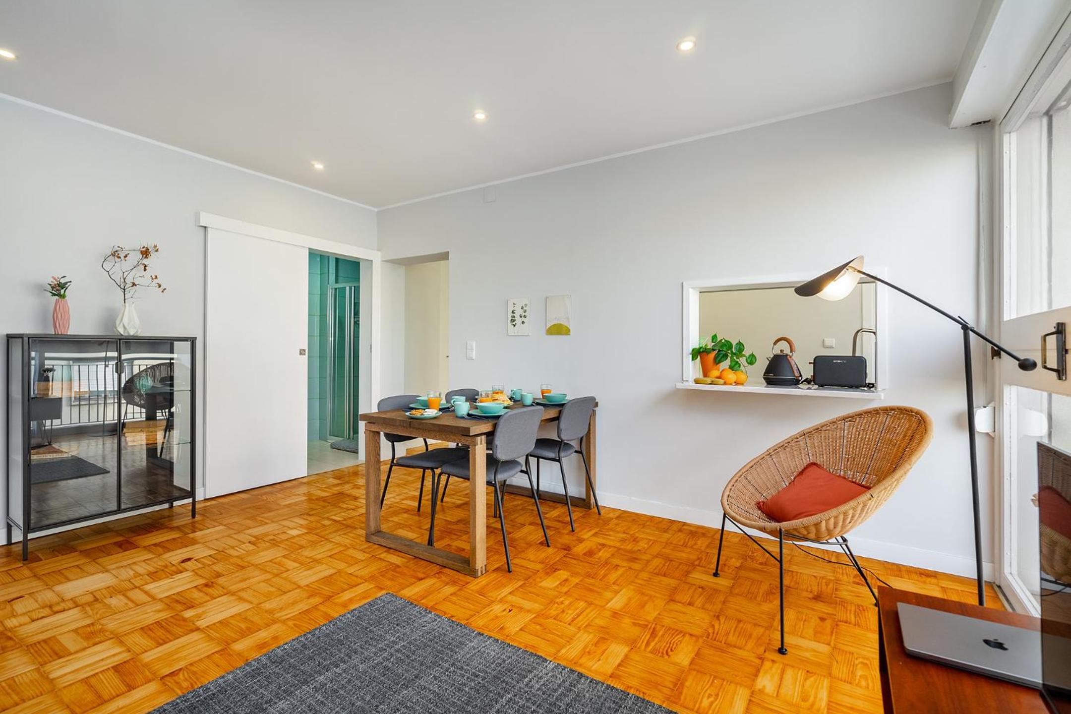 WHome FT169 Top Location 2-Bed Perfect to explore Porto view 5