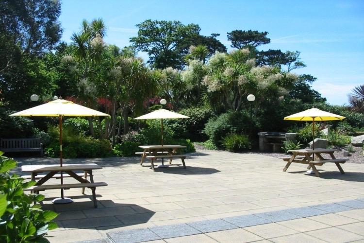 Luxury Home on Maenporth Estate Next to the Beach