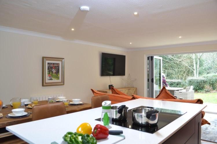 Luxury Home on Maenporth Estate Next to the Beach