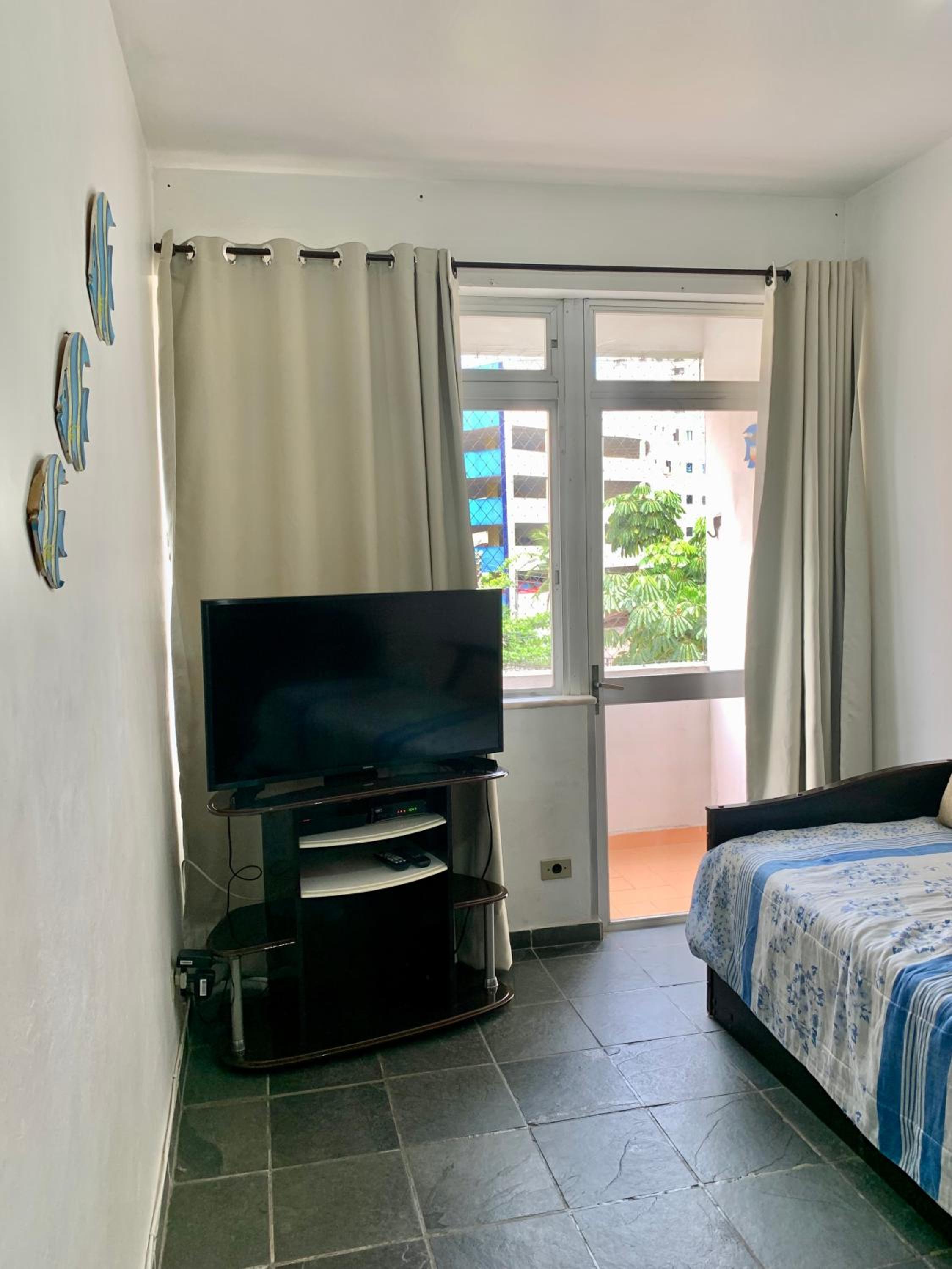 Apartamento Ótima Localização no Guarujá-Astúrias view 2