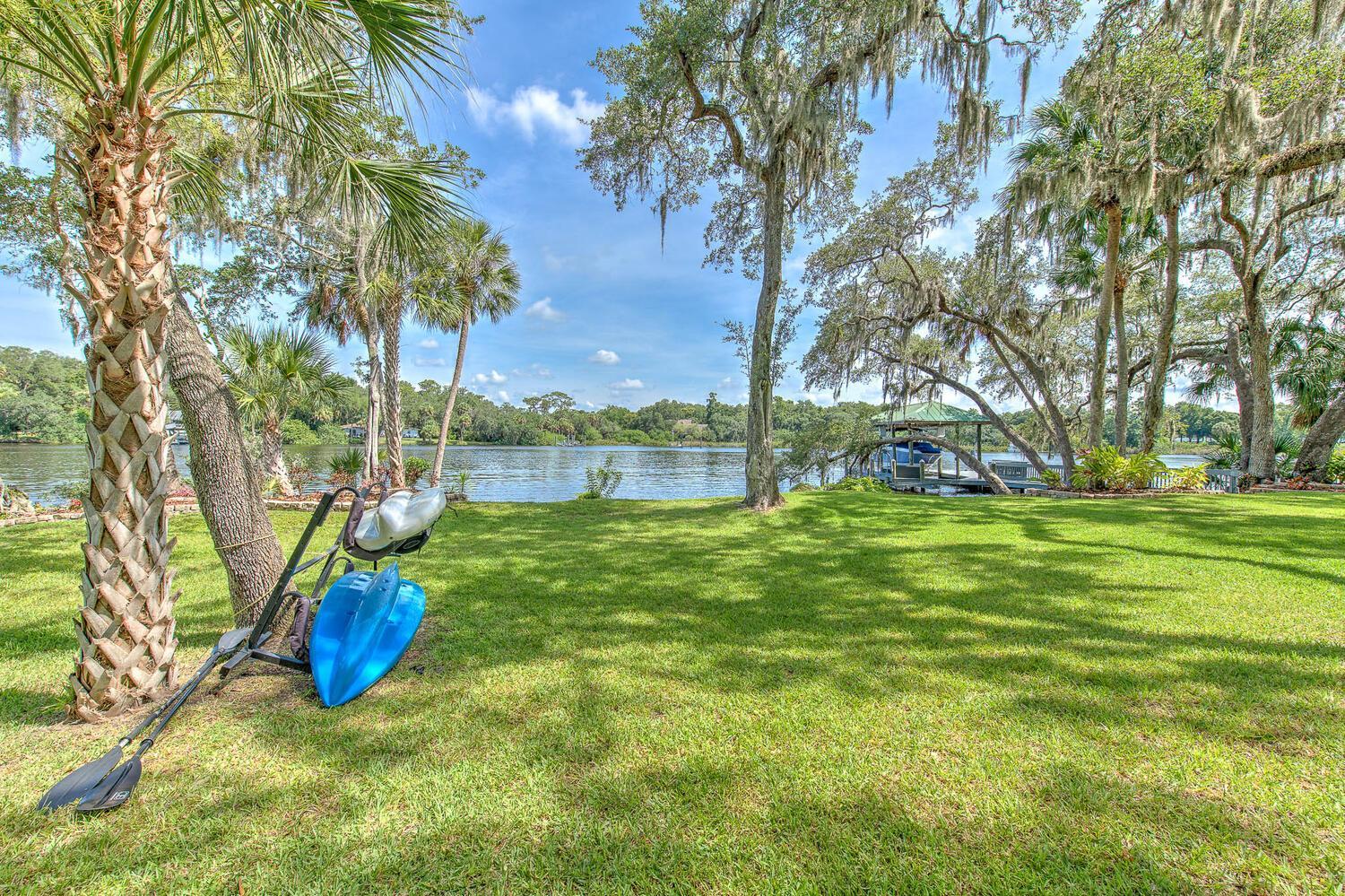 Riverbend Retreat Fla