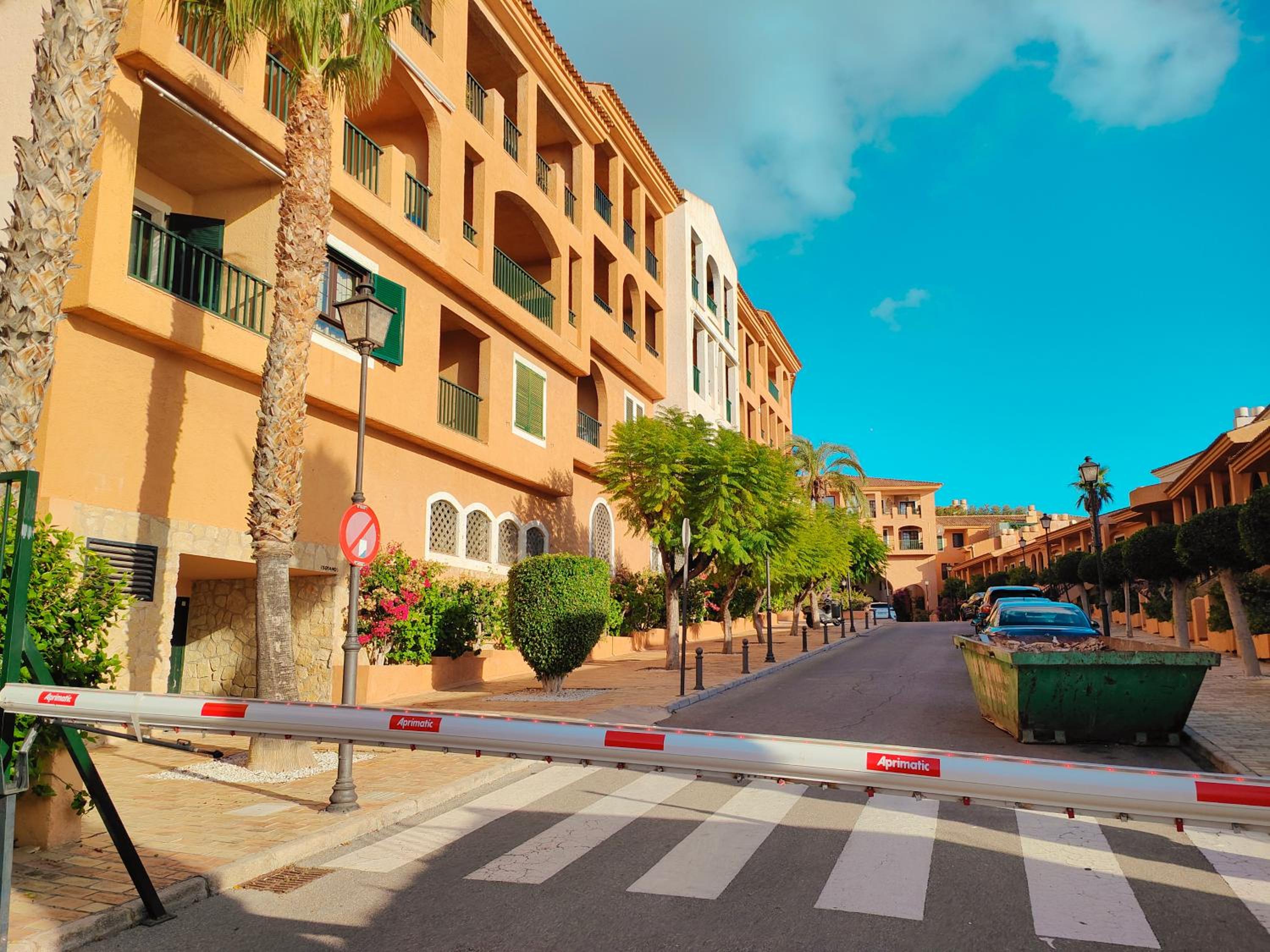 Luxury Apartments Mascarat