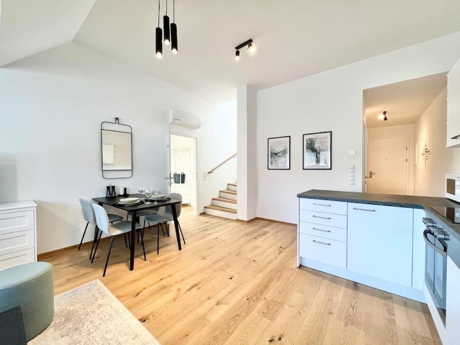 OrestaLiving - Penthouse in 1020