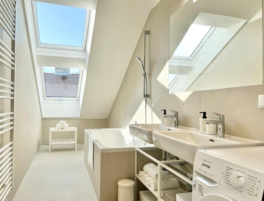 OrestaLiving - Penthouse in 1020
