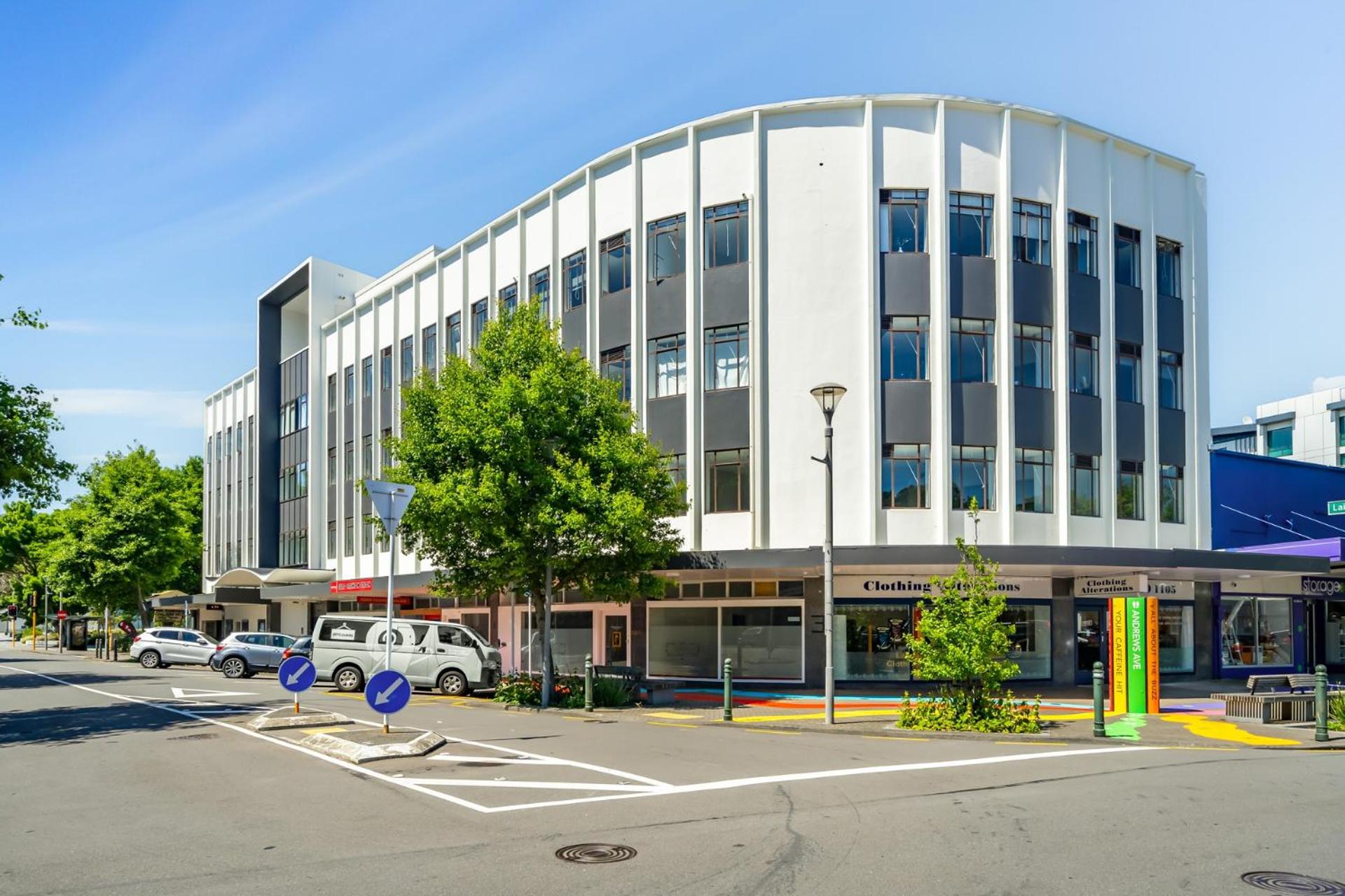 Hutt Central, photo 12