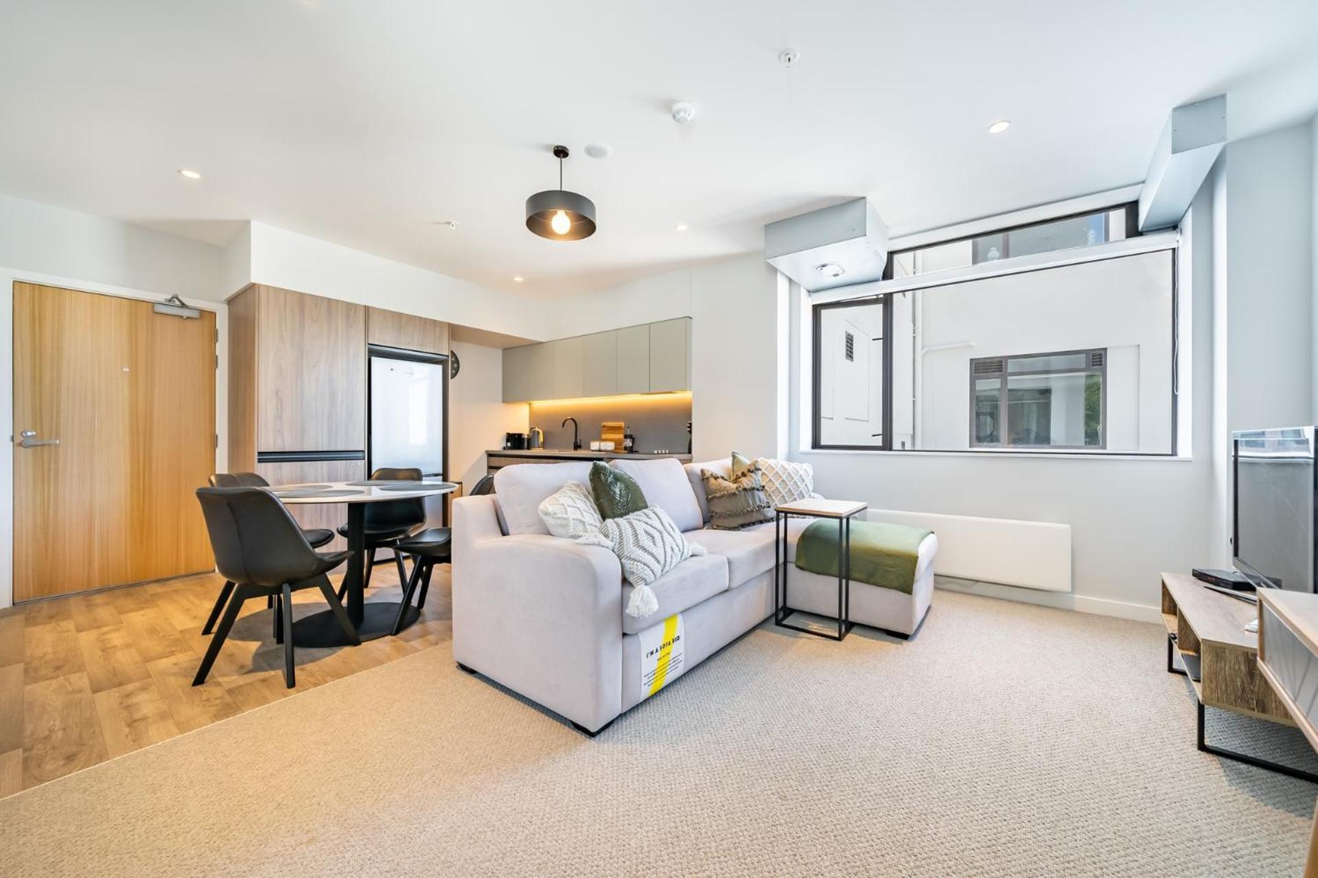 Hutt Central, photo 21