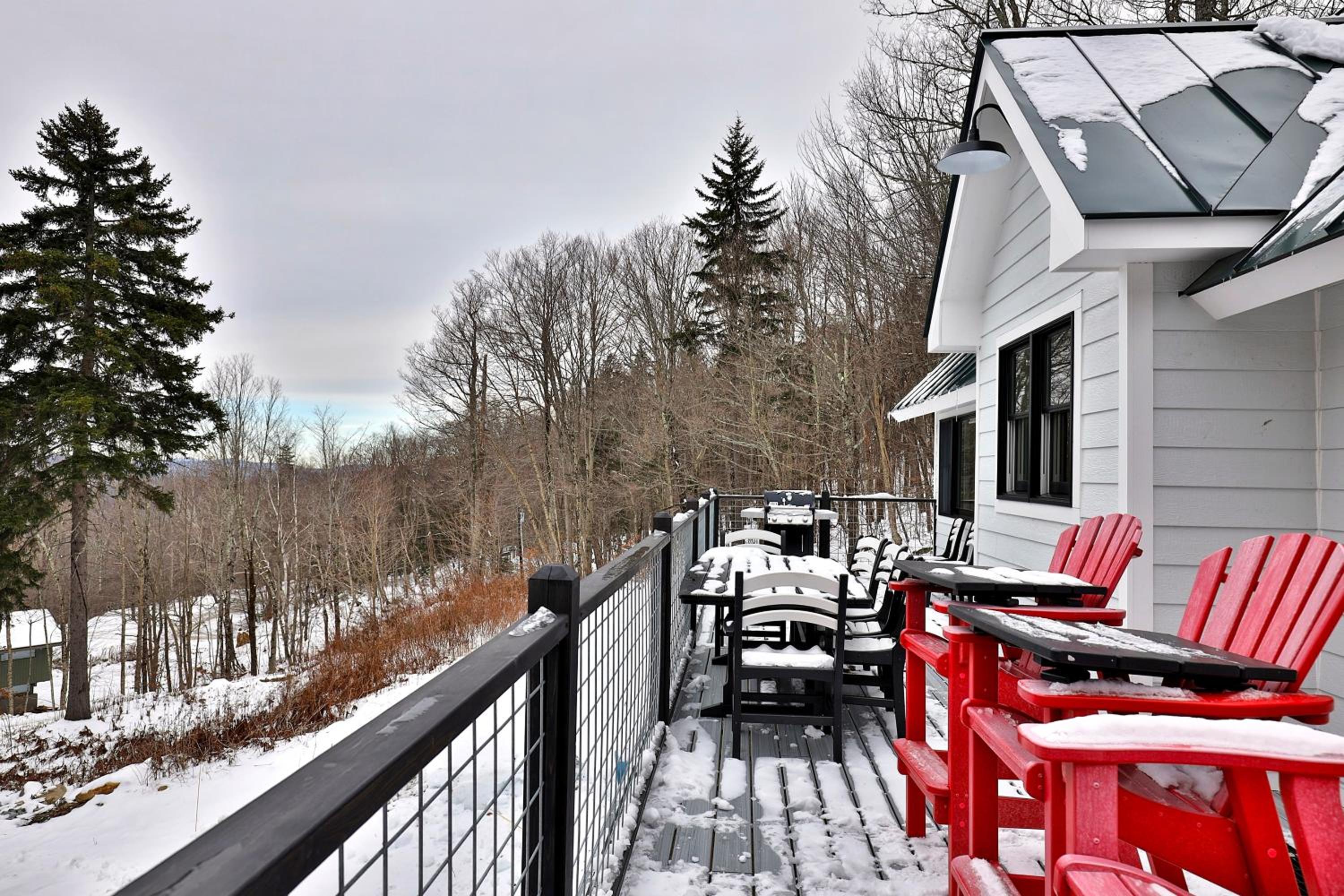 Premium 5 bedroom pet friendly private home with hot tub Bear Run view 2