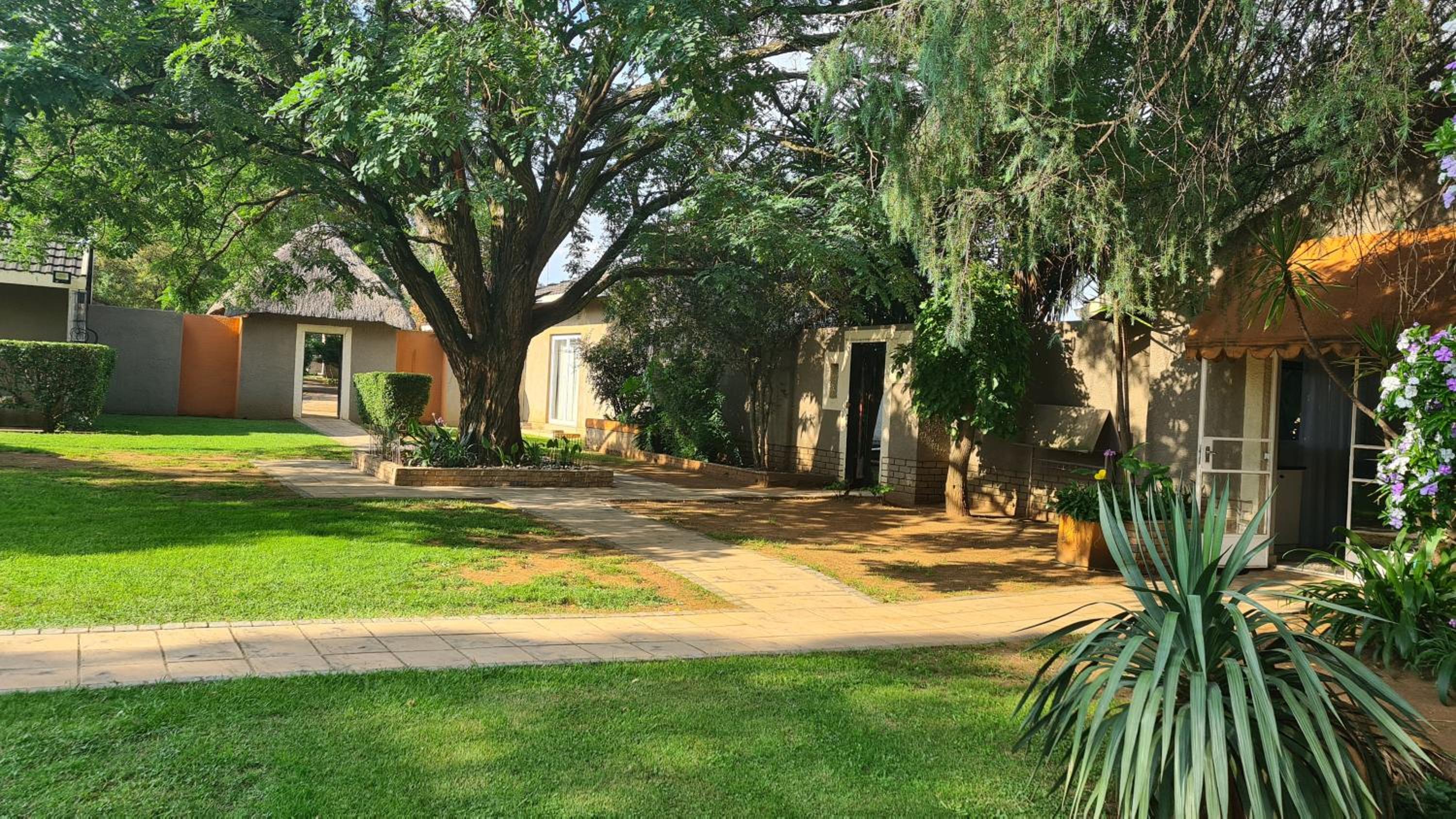 Silken Trap Guest House NO LOADSHEDDING