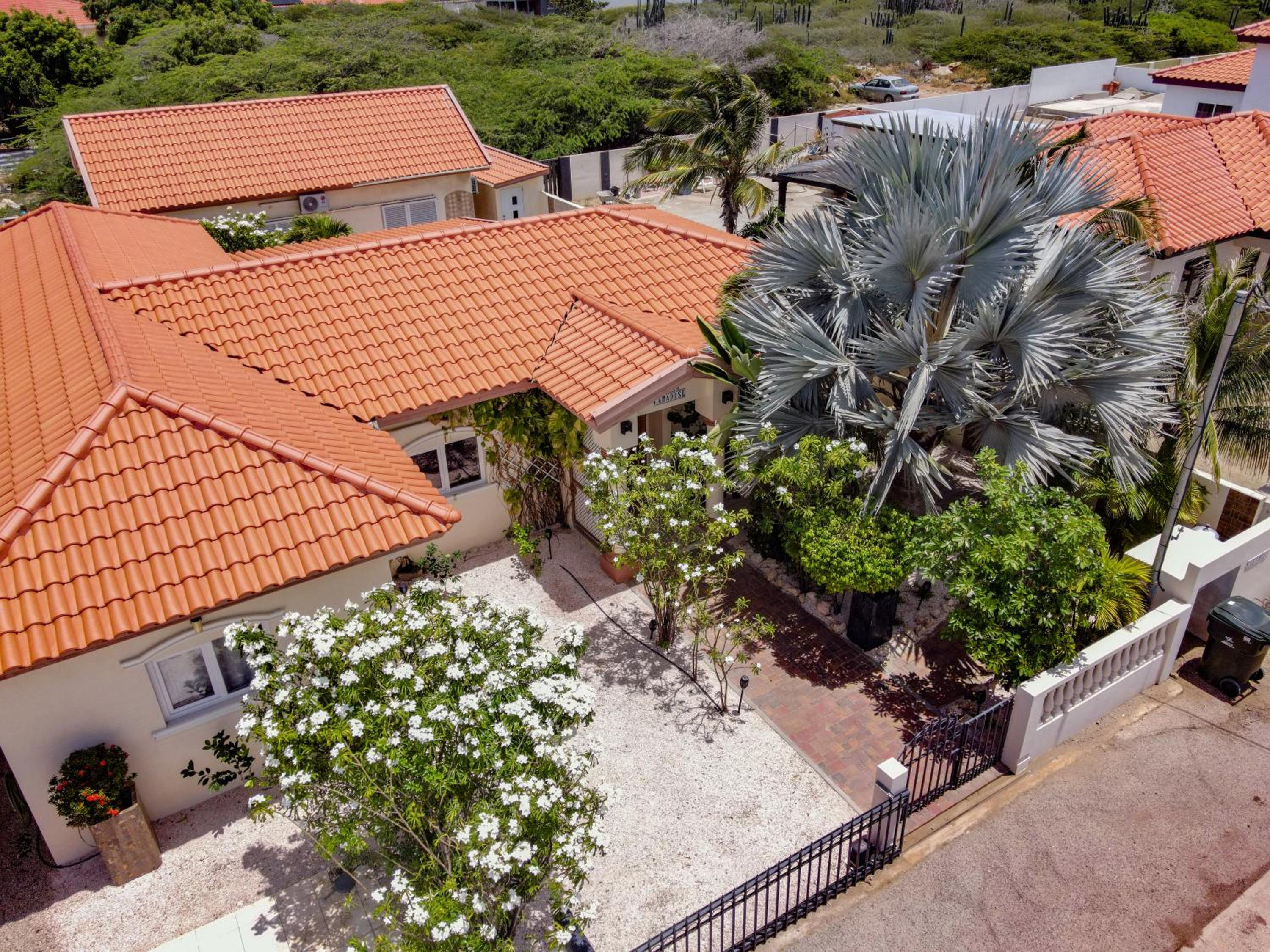 Hotel Villa Swiss Paradise with private pool - Image 1