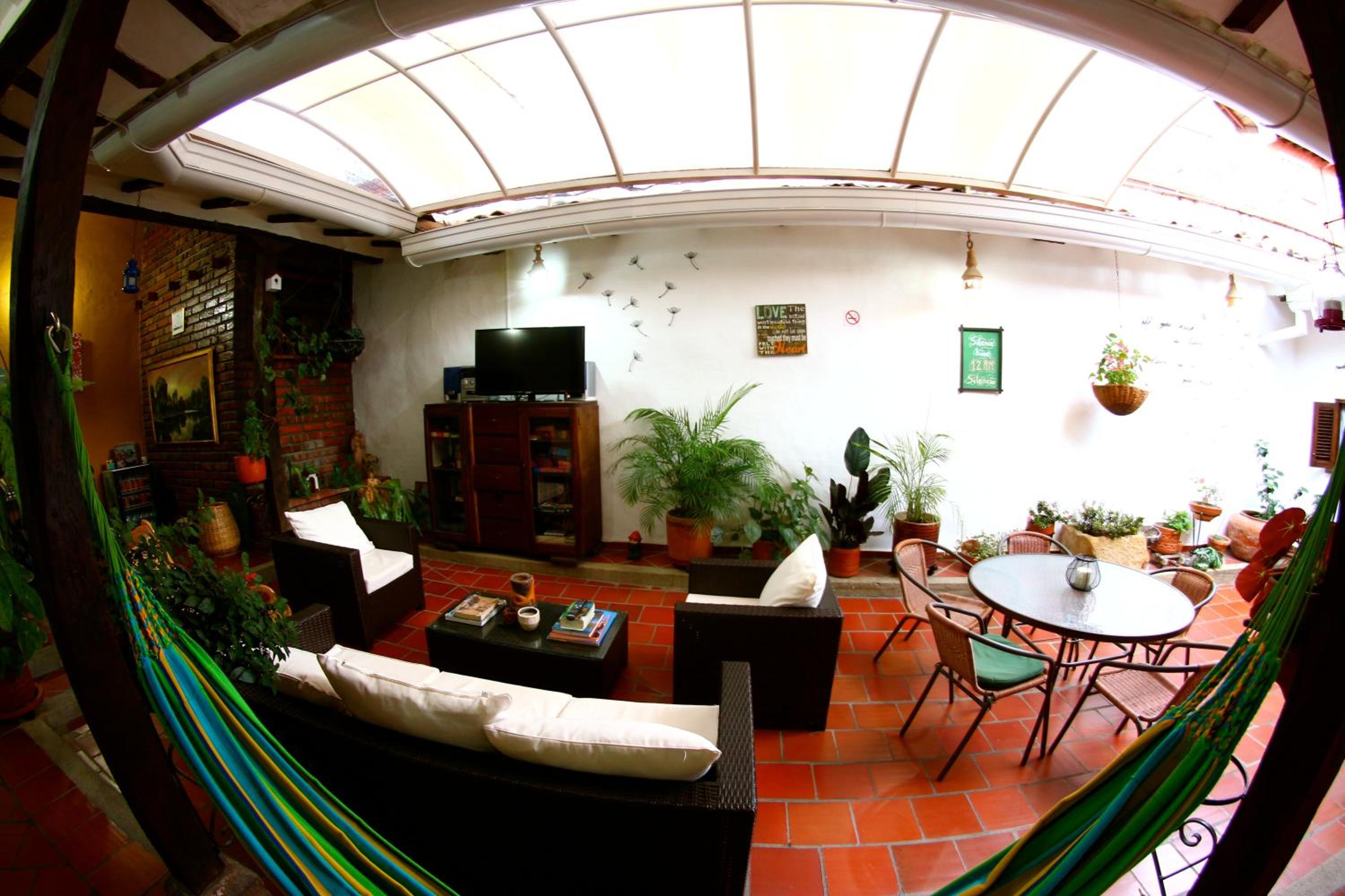 Real Dream Hostel