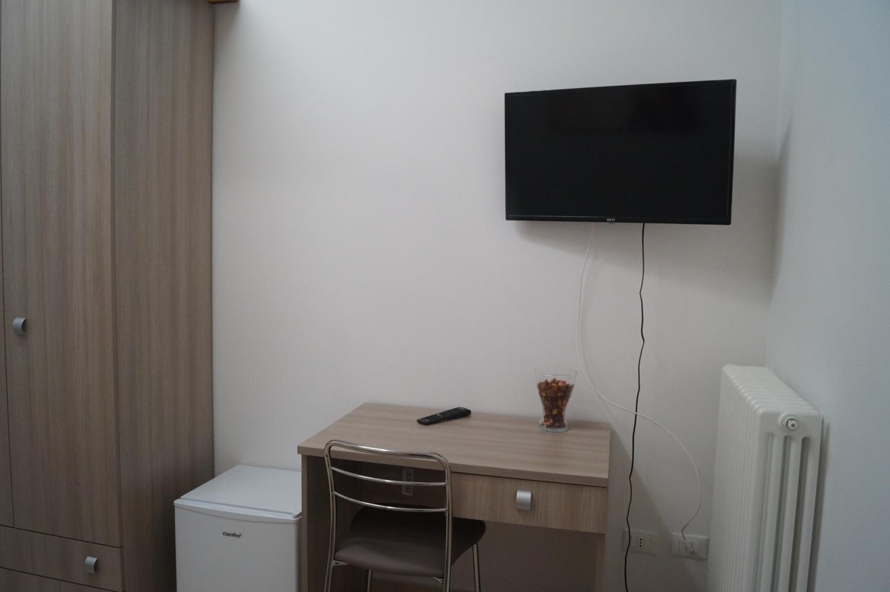 Photo 18