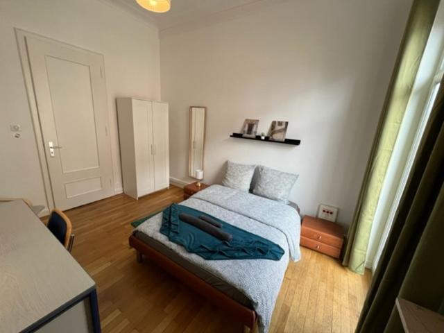 Chambres privées -Private room- dans un spacieux appartement - 100m2 centre proche gare view 4
