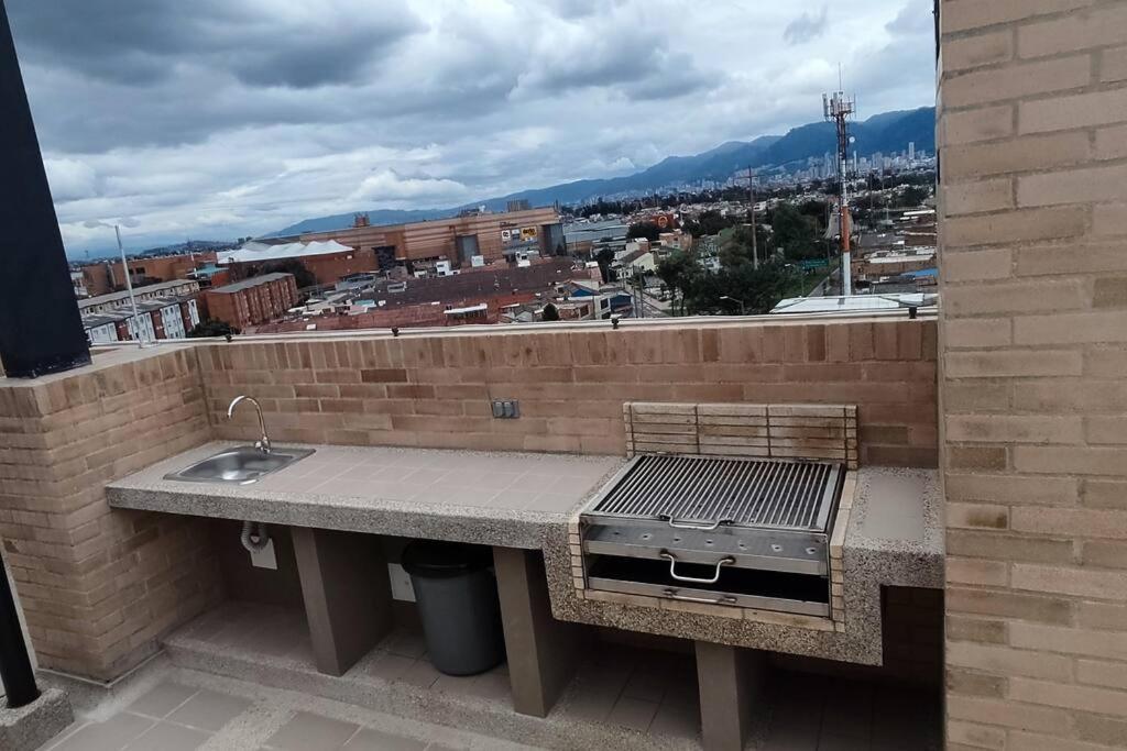 Apartaestudio amoblado, Edificio Avanzzare T1-501