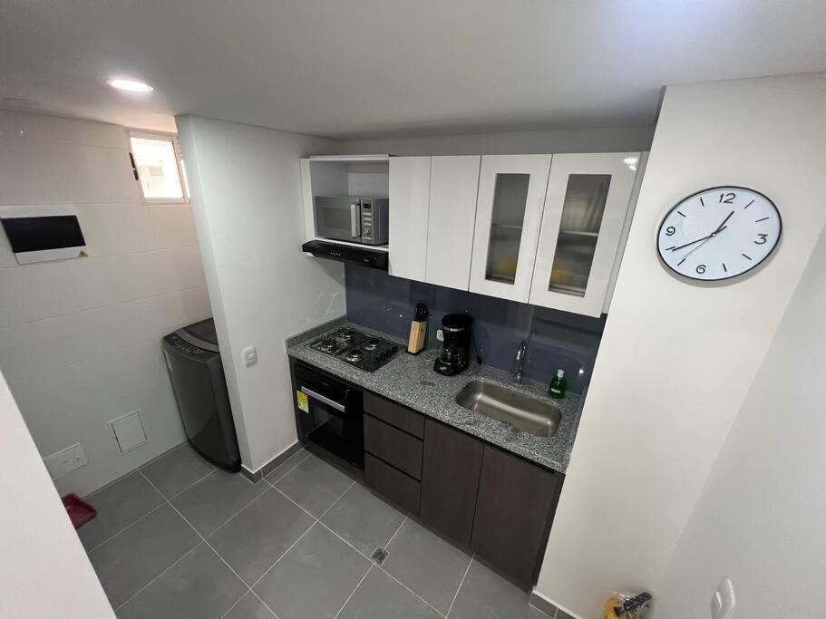 Apartamento amoblado Avanzzare T1 - 605